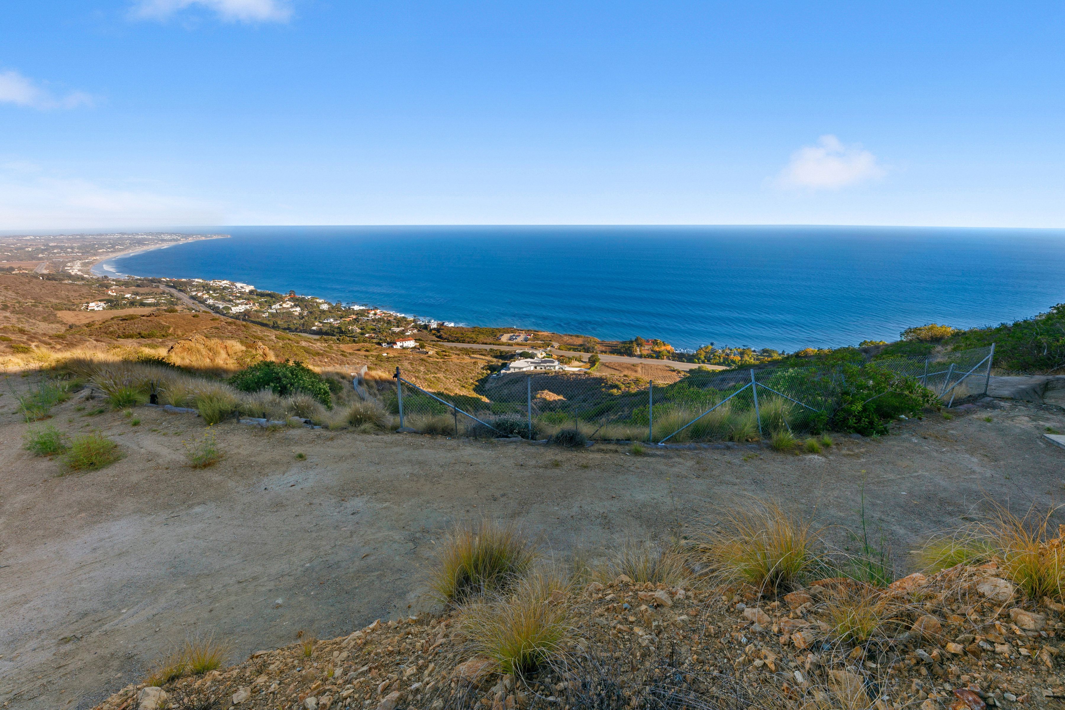  4140 Encinal Canyon Rd - 物件實景