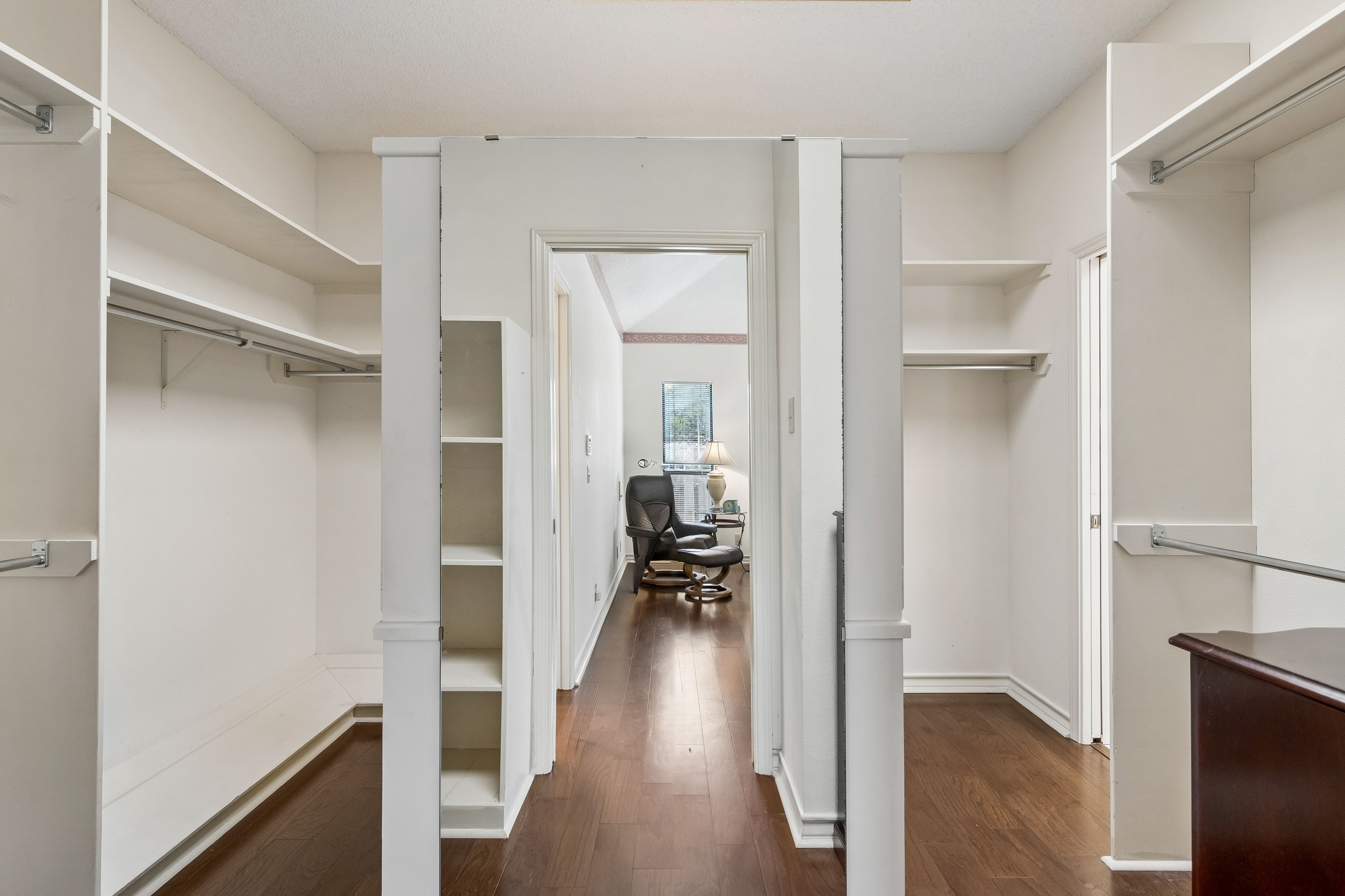  Custom Garden Home in Desirable Windcrest - 物件實景