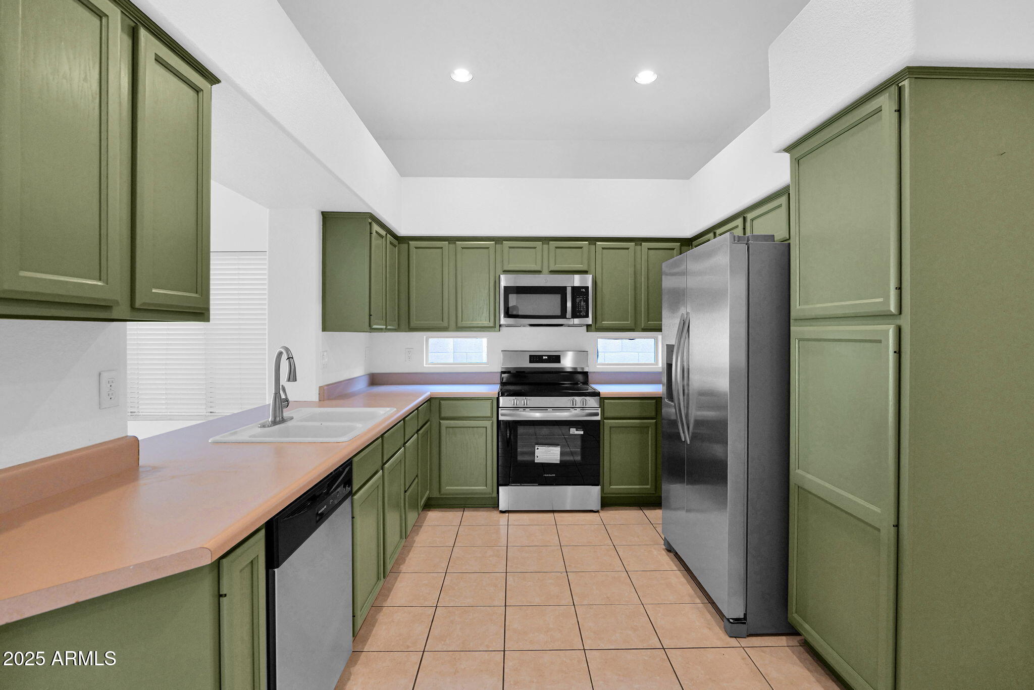 Gold Canyon, Arizona, 85118, United States, 3 Bedrooms Bedrooms, ,2 BathroomsBathrooms,Residential,For Sale,1993250