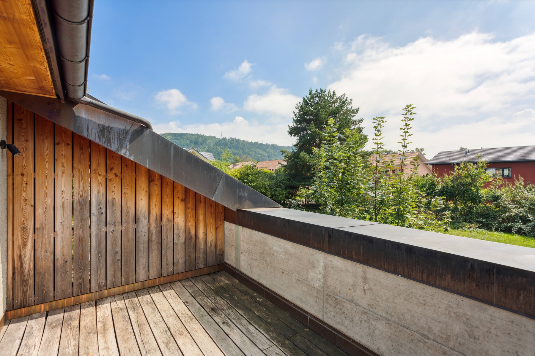  A Rare Find in Attalens – Renovated Farmhouse, Stable (2 stalls), and Spacious P - 物件實景