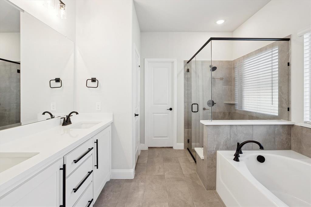Aubrey, Texas, 76227, United States, 4 Bedrooms Bedrooms, ,3 BathroomsBathrooms,Residential,For Sale,1928697