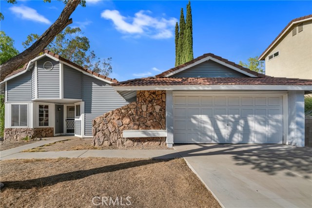 Canyon Country, California, 91387, United States, 2 Bedrooms Bedrooms, ,2 BathroomsBathrooms,Residential,For Sale,1979906