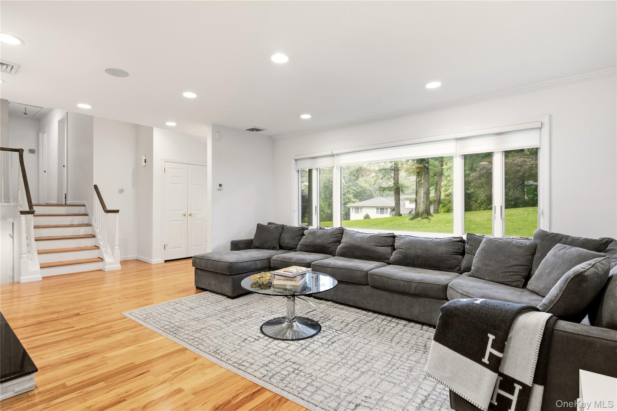  29 Sycamore Drive, Roslyn, NY, 11576 - 物件實景