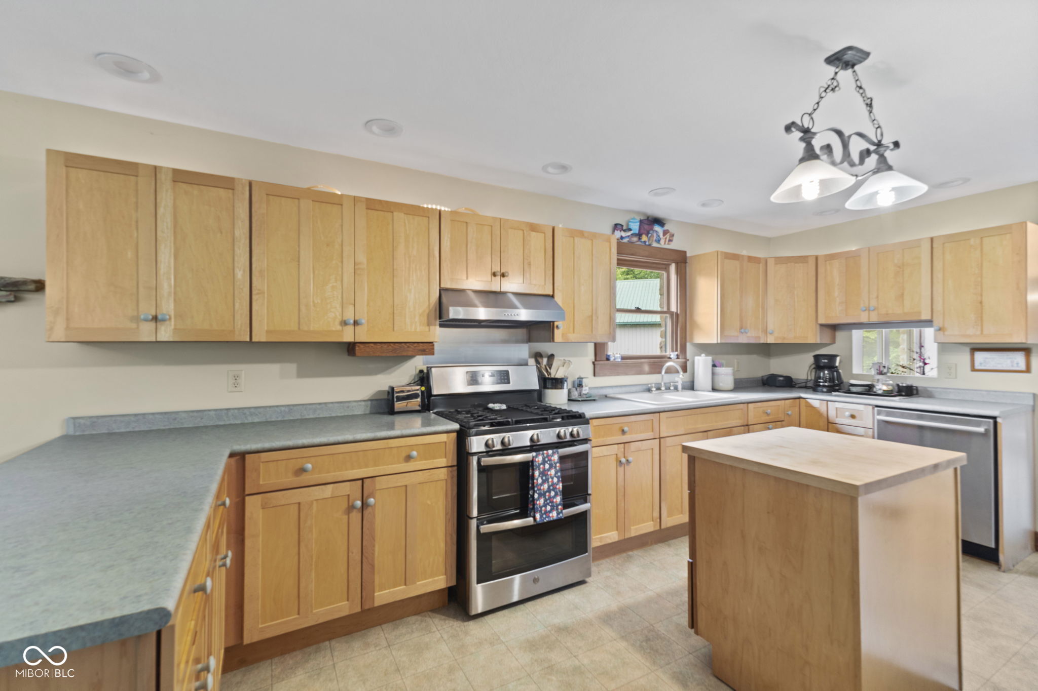 Greencastle, Indiana, 46135, United States, 4 Bedrooms Bedrooms, ,3 BathroomsBathrooms,Residential,For Sale,2049486