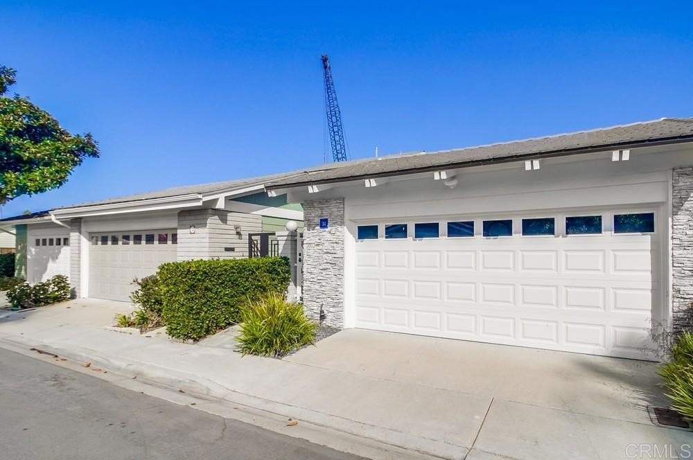 Coronado, California, 92118, United States, 2 Bedrooms Bedrooms, ,2 BathroomsBathrooms,Residential,For Sale,1794986