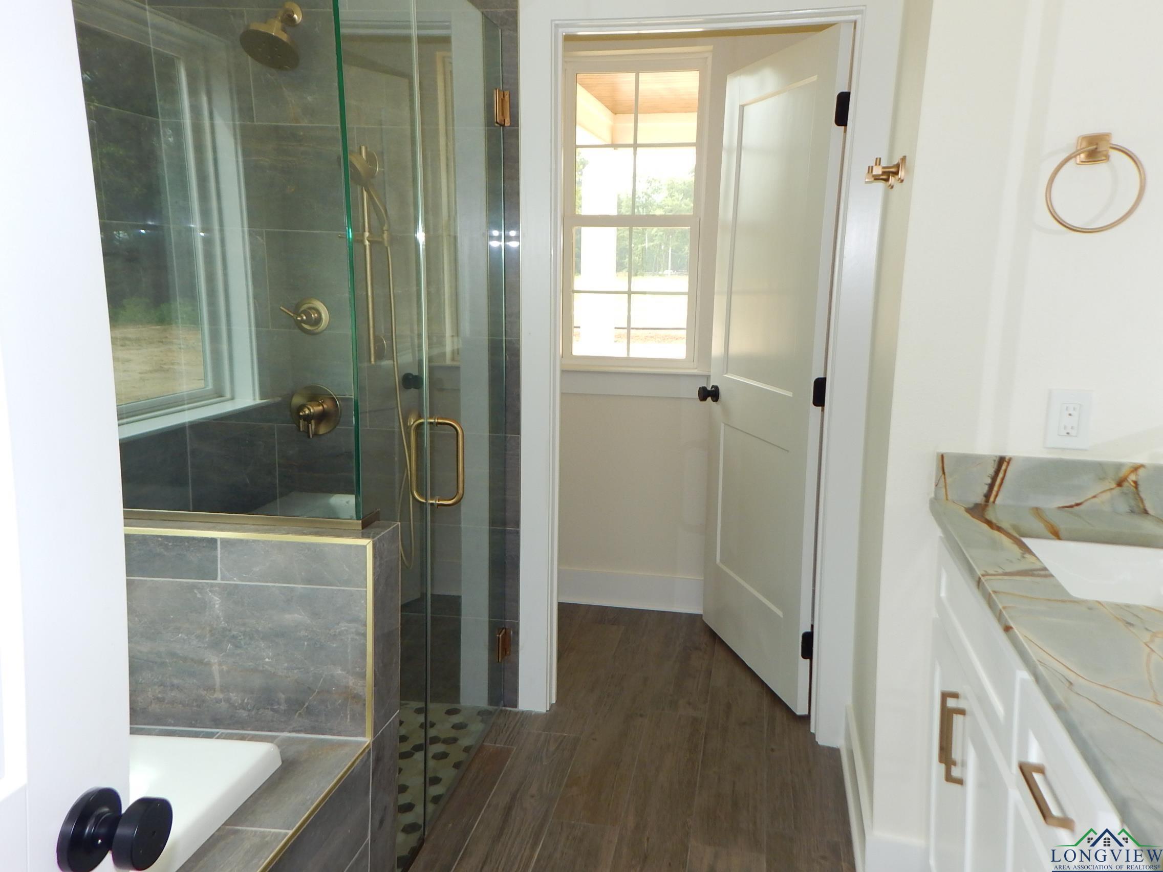 Gilmer, Texas, 75645, United States, 5 Bedrooms Bedrooms, ,3 BathroomsBathrooms,Residential,For Sale,1758754