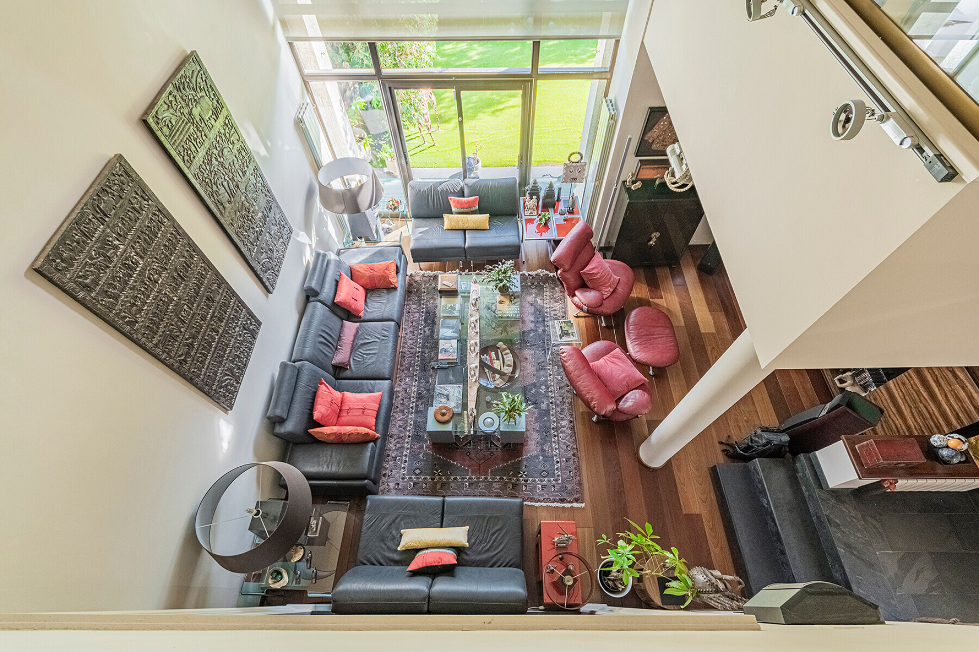  Exclusive single-family home with a large yard, views, and privacy in La Miranda - 物件實景