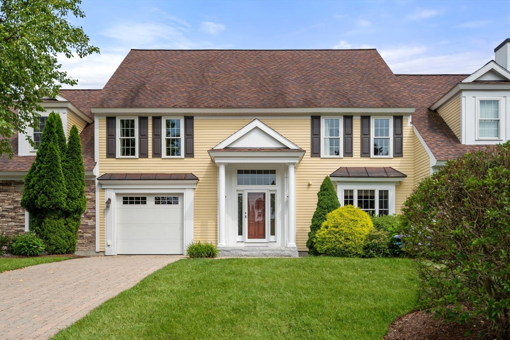 Topsfield, Massachusetts, 01983, United States, 3 Bedrooms Bedrooms, ,4 BathroomsBathrooms,Residential,For Sale,1919472