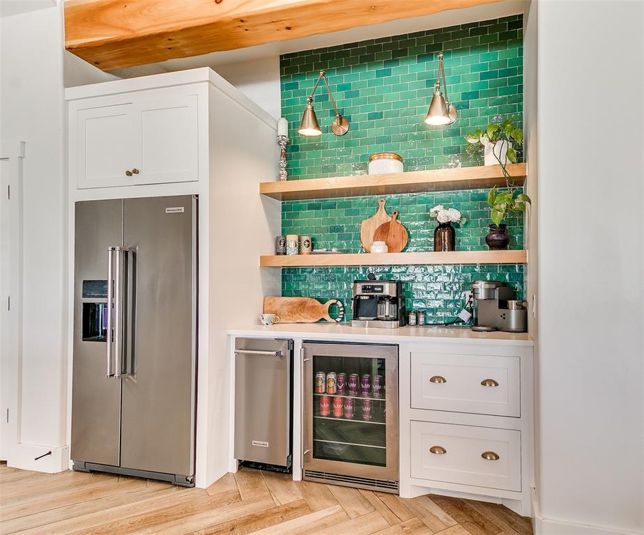 Piedmont, Oklahoma, 73078, United States, 4 Bedrooms Bedrooms, ,6 BathroomsBathrooms,Residential,For Sale,1974155