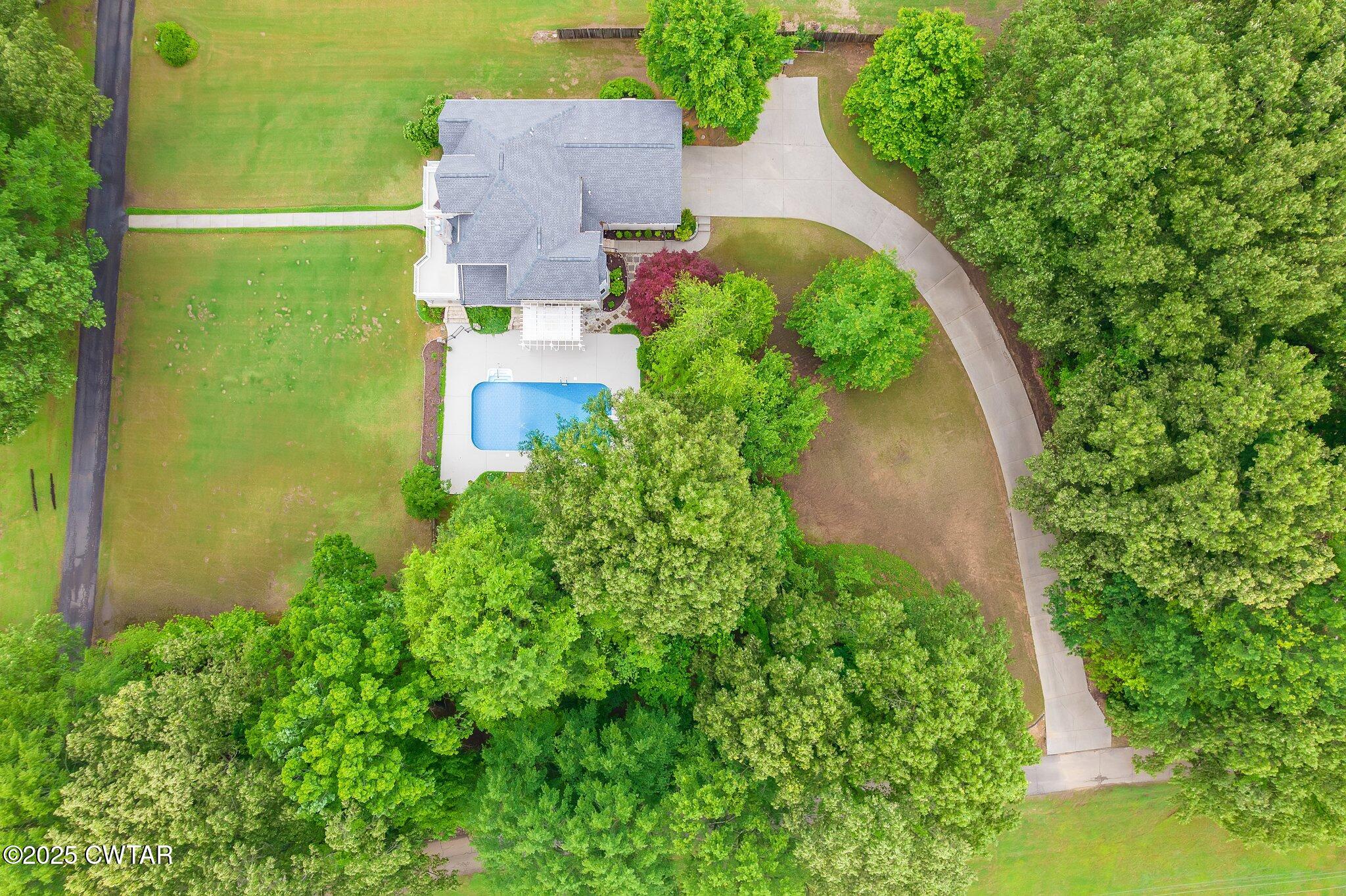 Humboldt, Tennessee, 38343, United States, 4 Bedrooms Bedrooms, ,5 BathroomsBathrooms,Residential,For Sale,1818356
