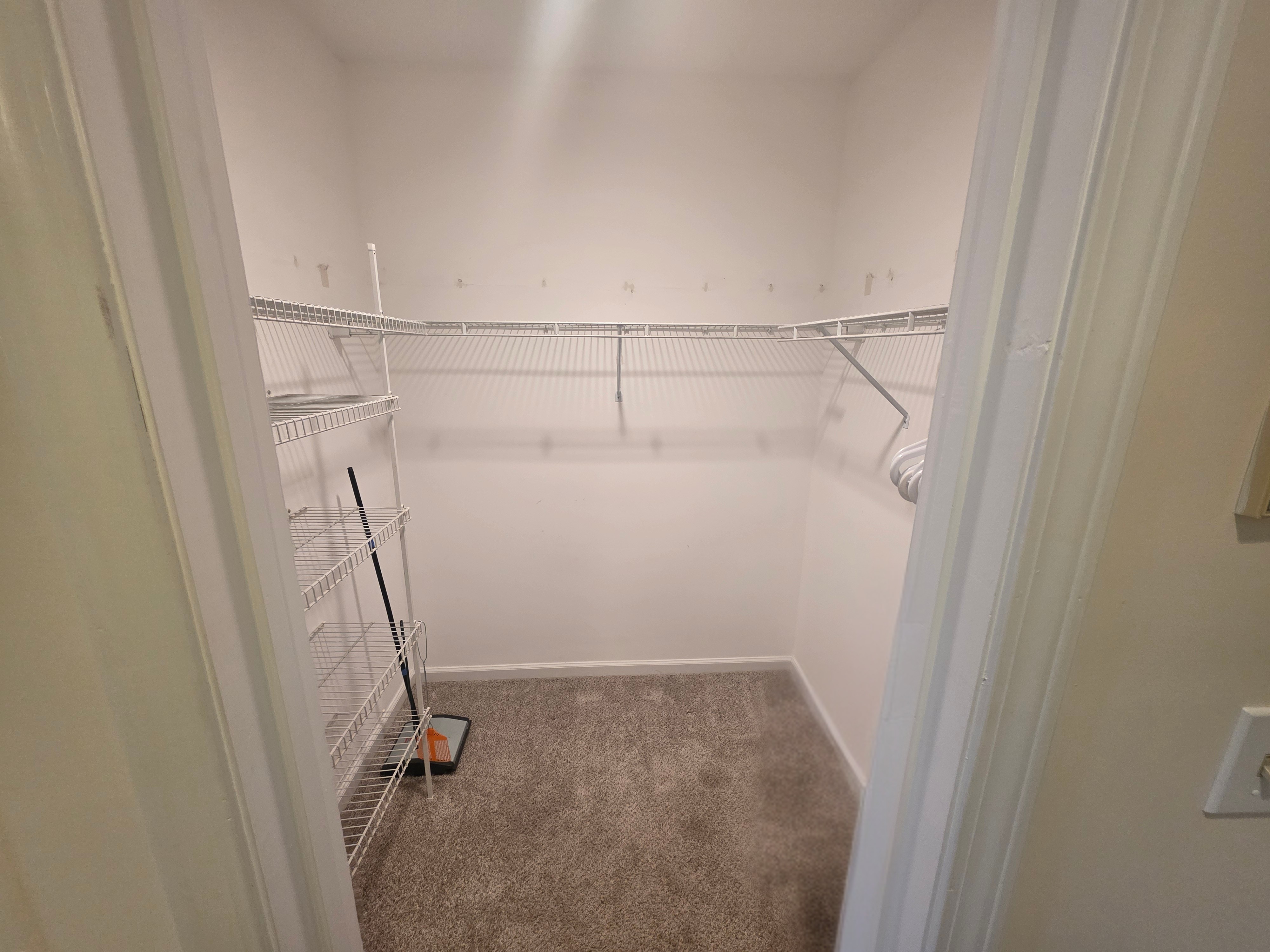  Top Level Condo Unit - 物件實景