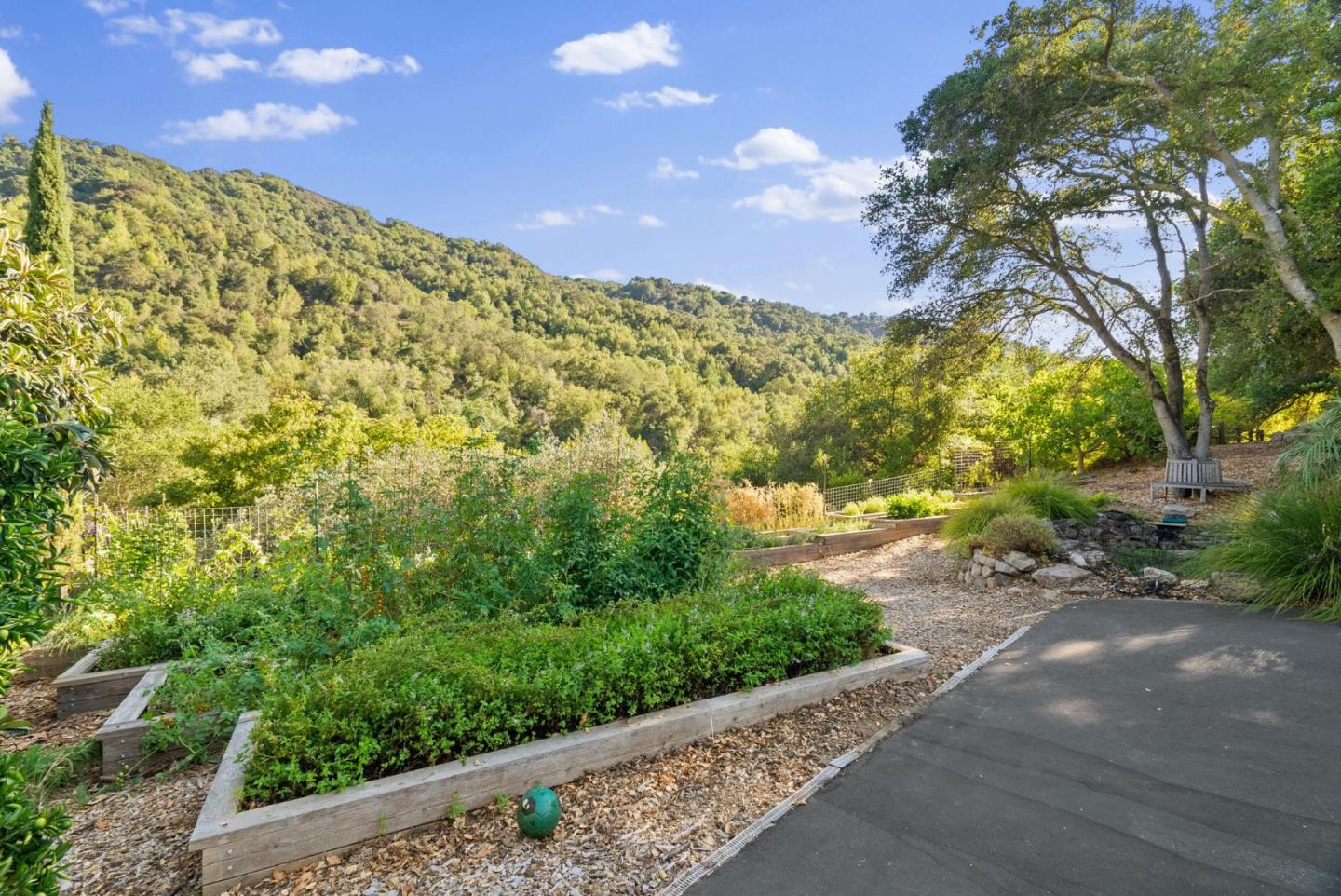 Los Gatos, California, 95032, United States, 4 Bedrooms Bedrooms, ,4 BathroomsBathrooms,Residential,For Sale,1918329