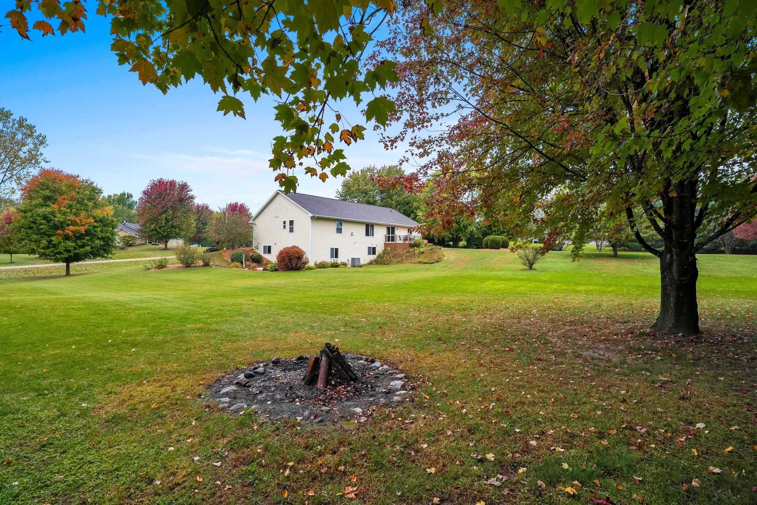 SOBIESKI, Wisconsin, 54171, United States, 5 Bedrooms Bedrooms, ,3 BathroomsBathrooms,Residential,For Sale,1965395