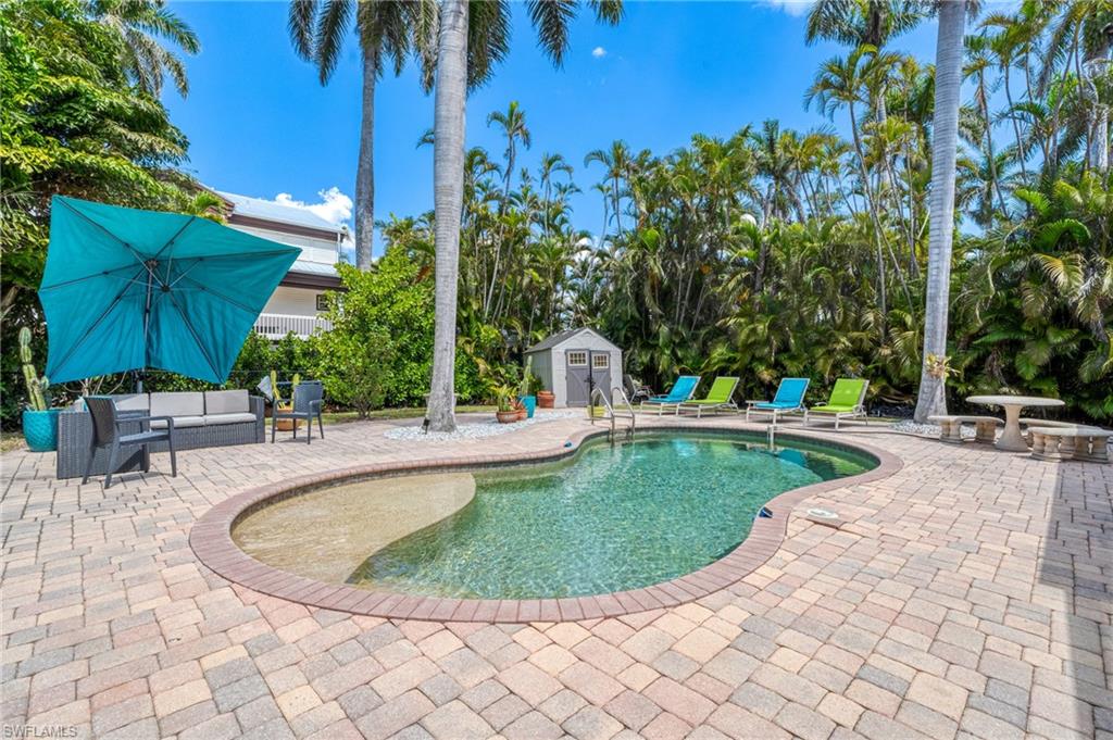 Fort Myers, Florida, 33901, United States, 3 Bedrooms Bedrooms, ,3 BathroomsBathrooms,Residential,For Sale,1991047