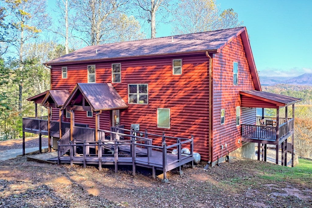 Young Harris, Georgia, 30582, United States, 4 Bedrooms Bedrooms, ,5 BathroomsBathrooms,Residential,For Sale,1987920