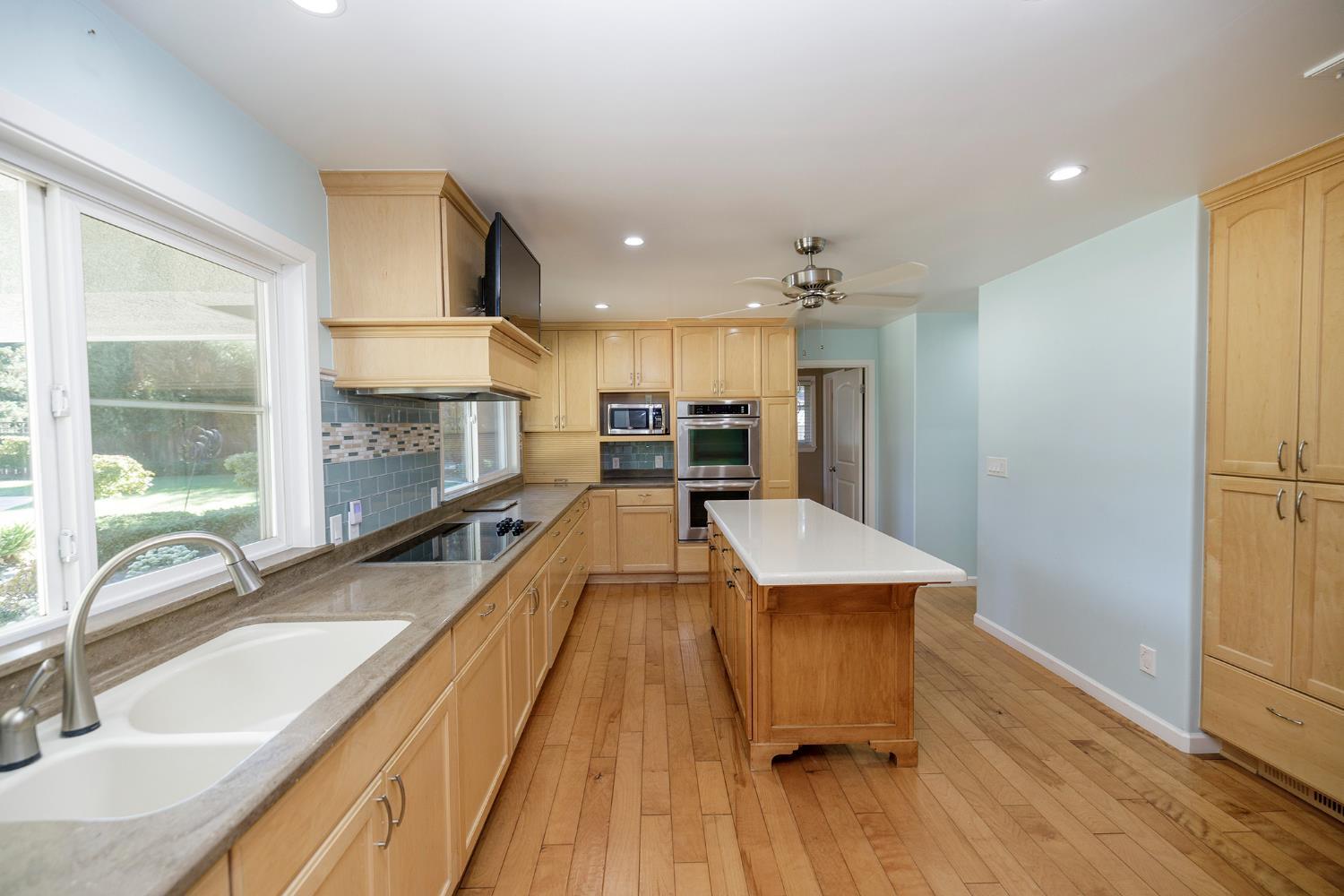 Turlock, California, 95380, United States, 3 Bedrooms Bedrooms, ,2 BathroomsBathrooms,Residential,For Sale,1942589