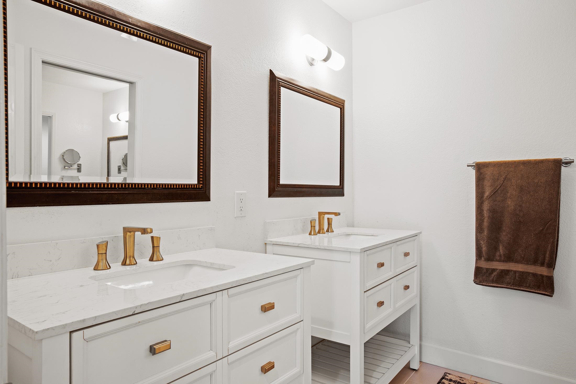 Kihei, Hawaii, 96753, United States, 5 Bedrooms Bedrooms, ,4 BathroomsBathrooms,Residential,For Sale,2002136