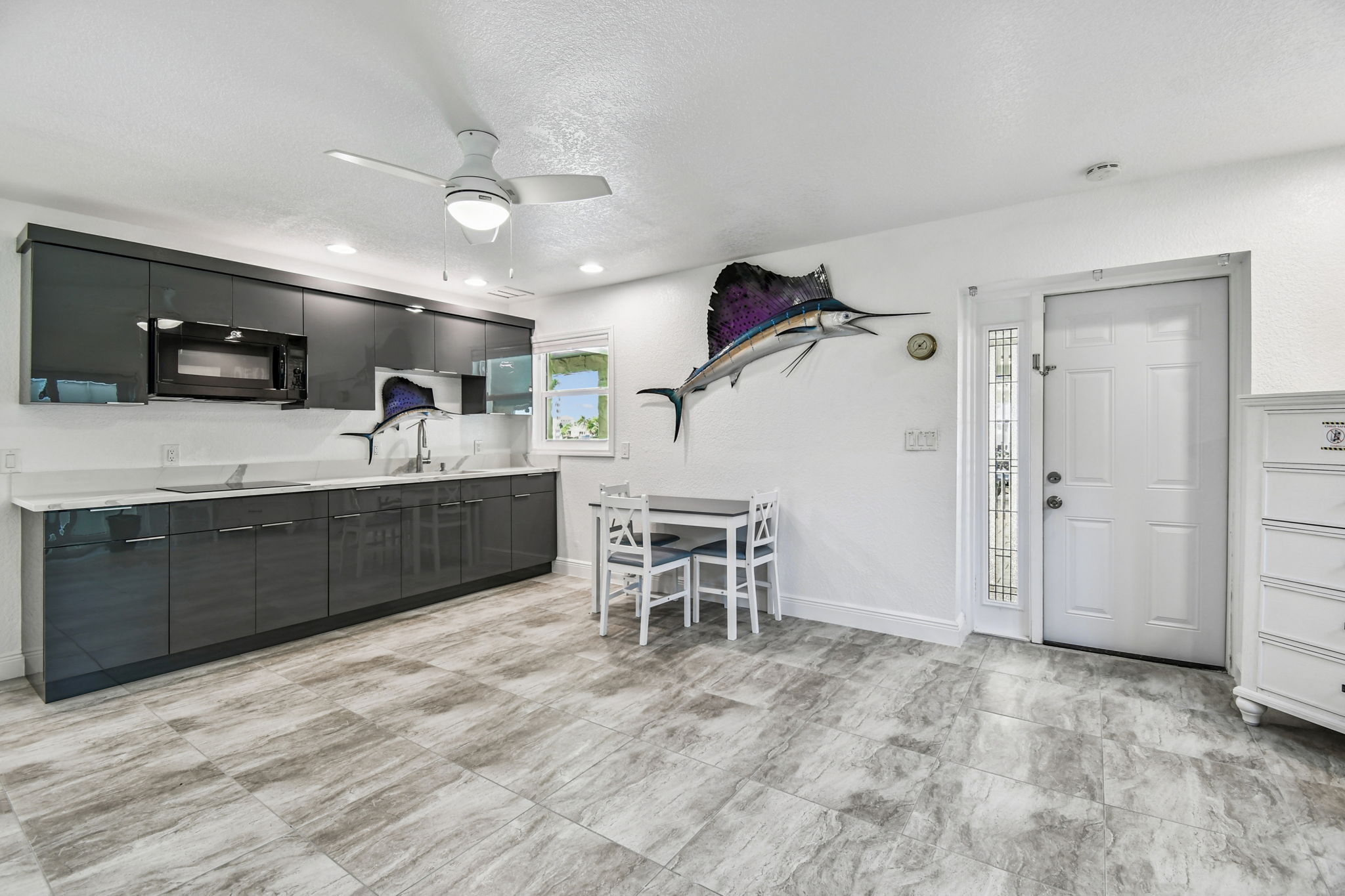 Madeira Beach, Florida, 33708, United States, 6 Bedrooms Bedrooms, ,6 BathroomsBathrooms,Residential,For Sale,1975666