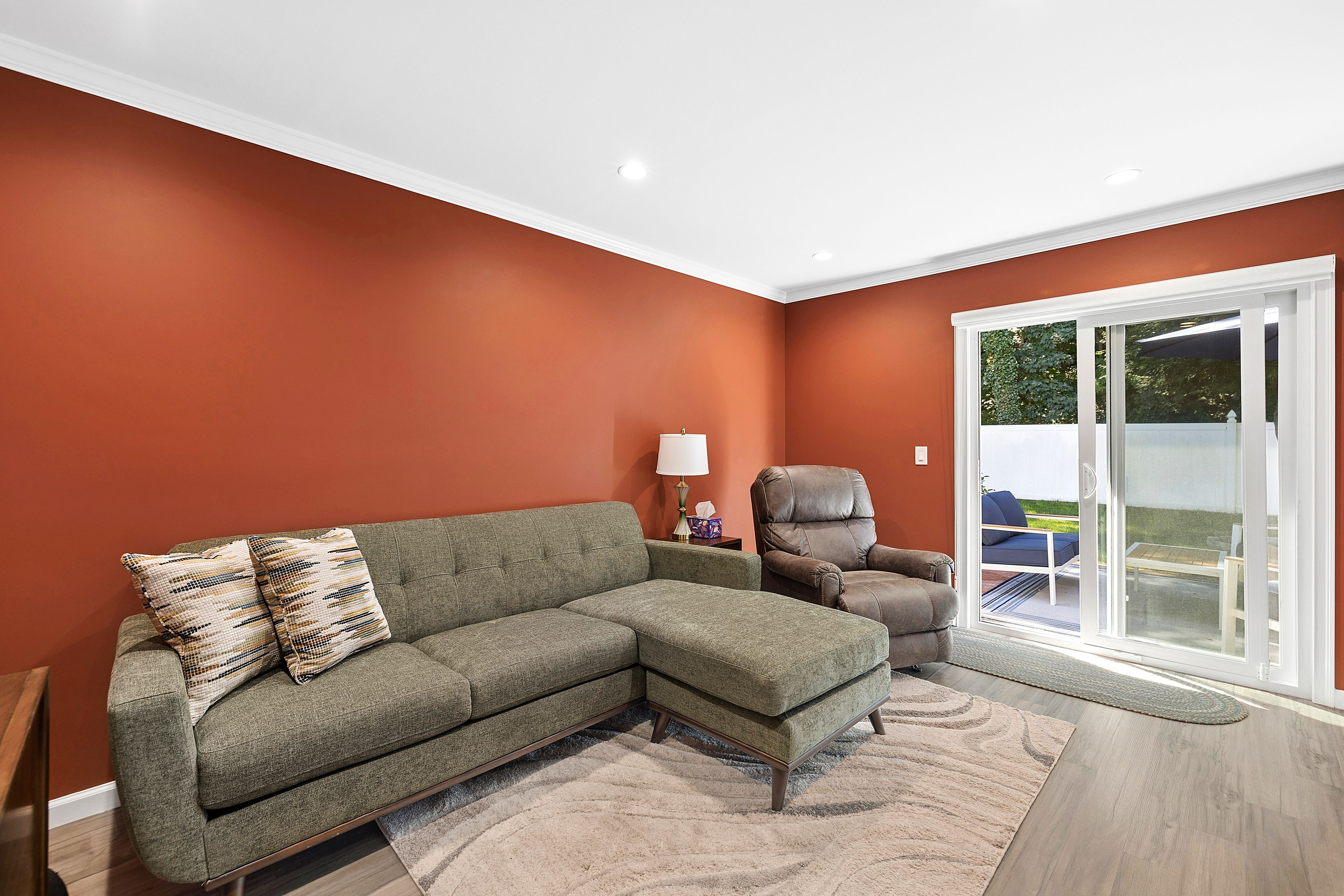  17 Harmony Lane, Glen Cove, NY, 11542 - 物件實景