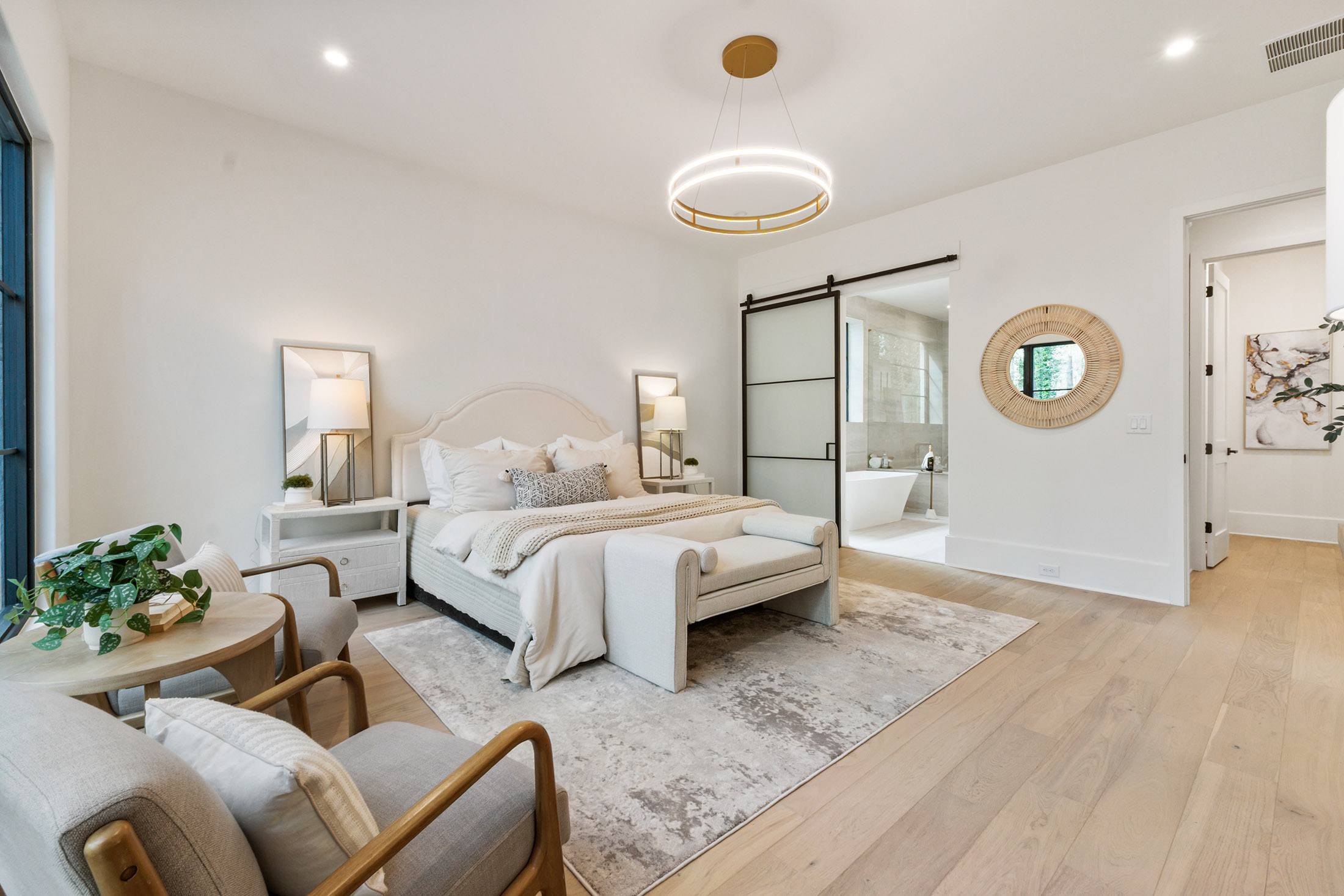  The Epitome of Alpharetta Luxury: Transitional Masterpiece in Garden District - 物件實景