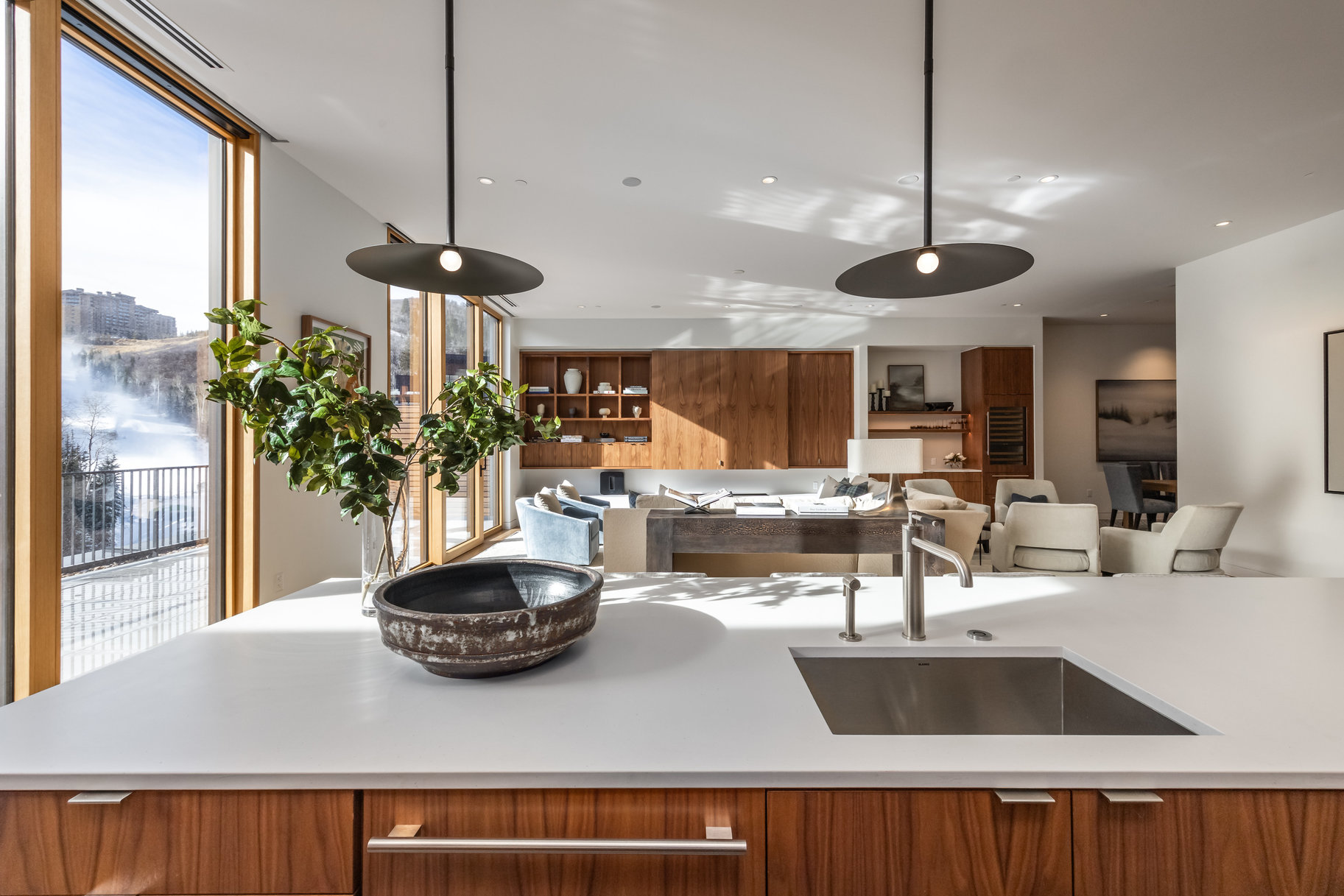 Furnished 5-bedroom Penthouse at Founder