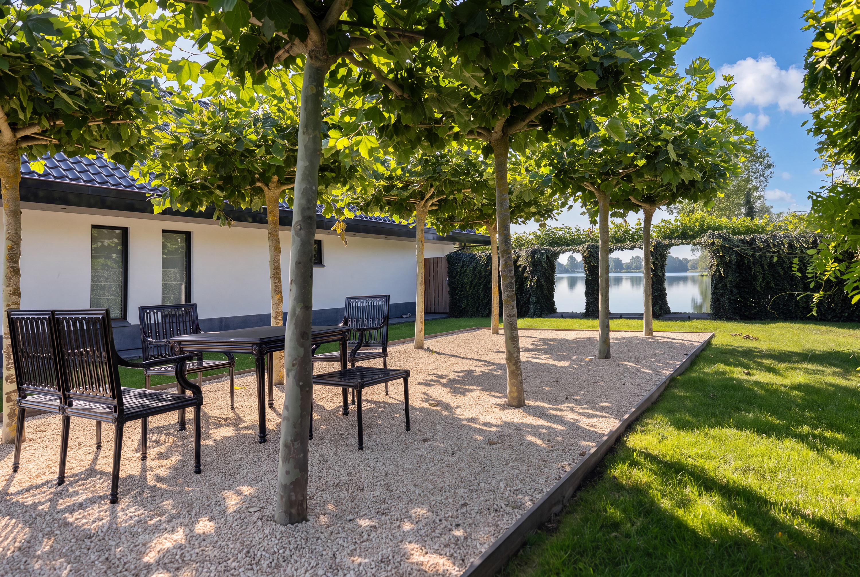  Detached villa on Vinkeveense Plassen with approx. 785 sq. m. living space. - 物件實景