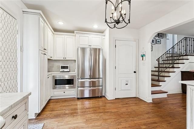 New Orleans, Louisiana, 70124, United States, 4 Bedrooms Bedrooms, ,3 BathroomsBathrooms,Residential,For Sale,2006201