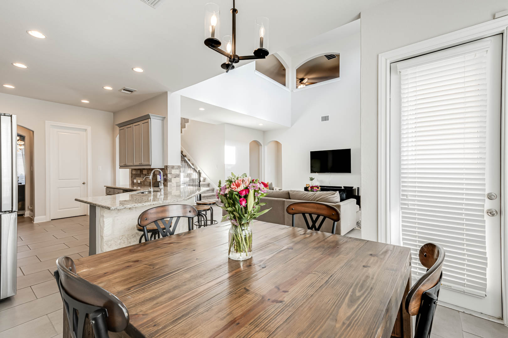 Cibolo, Texas, 78108, United States, 5 Bedrooms Bedrooms, ,4 BathroomsBathrooms,Residential,For Sale,2012398