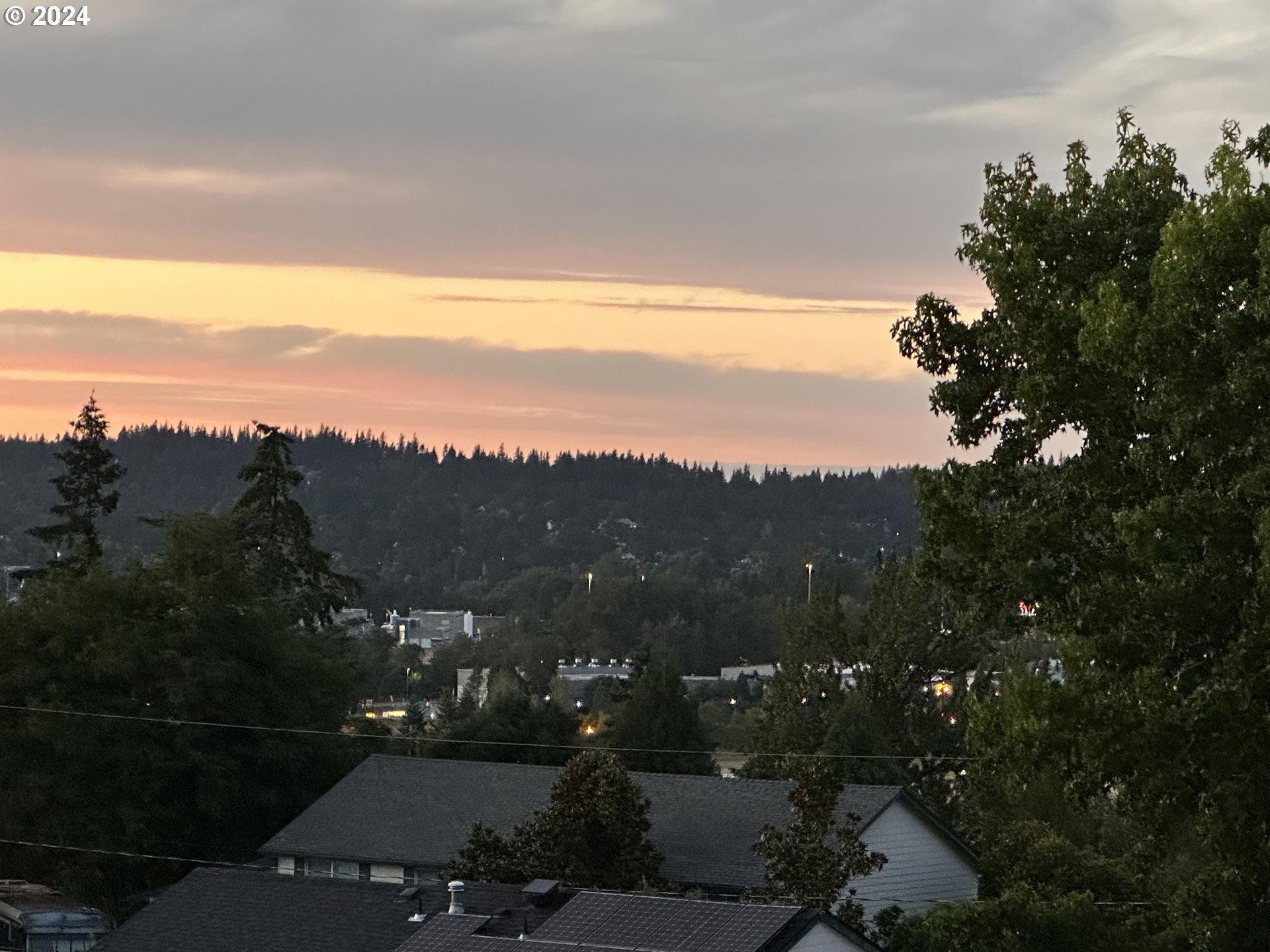 Oregoncity, Oregon, 97045, United States, 3 Bedrooms Bedrooms, ,2 BathroomsBathrooms,Residential,For Sale,1879834