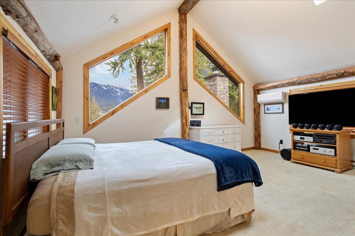 Hope, Idaho, 83836, United States, 3 Bedrooms Bedrooms, ,2 BathroomsBathrooms,Residential,For Sale,1764168
