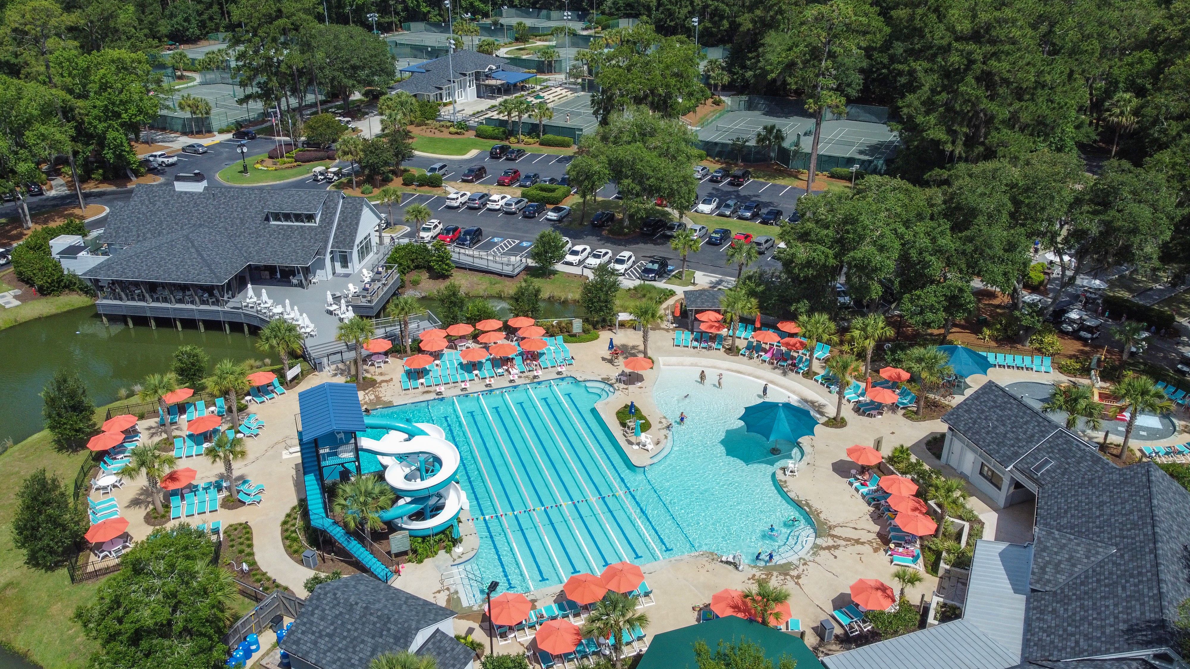  Lovely Updated Cottage in The Landings Gated Community - 物件實景