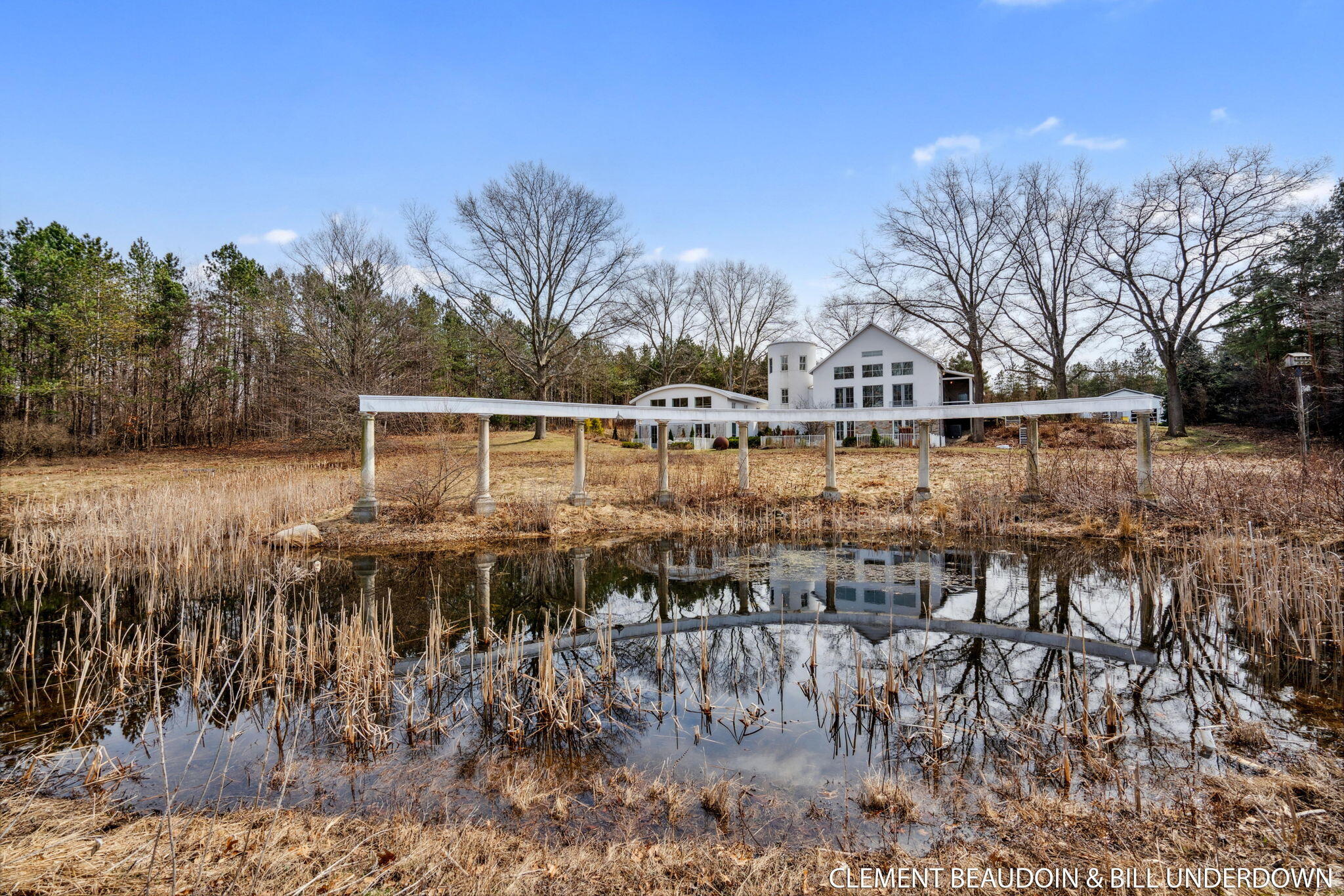 Fennville, Michigan, 49408, United States, 5 Bedrooms Bedrooms, ,7 BathroomsBathrooms,Residential,For Sale,1973707