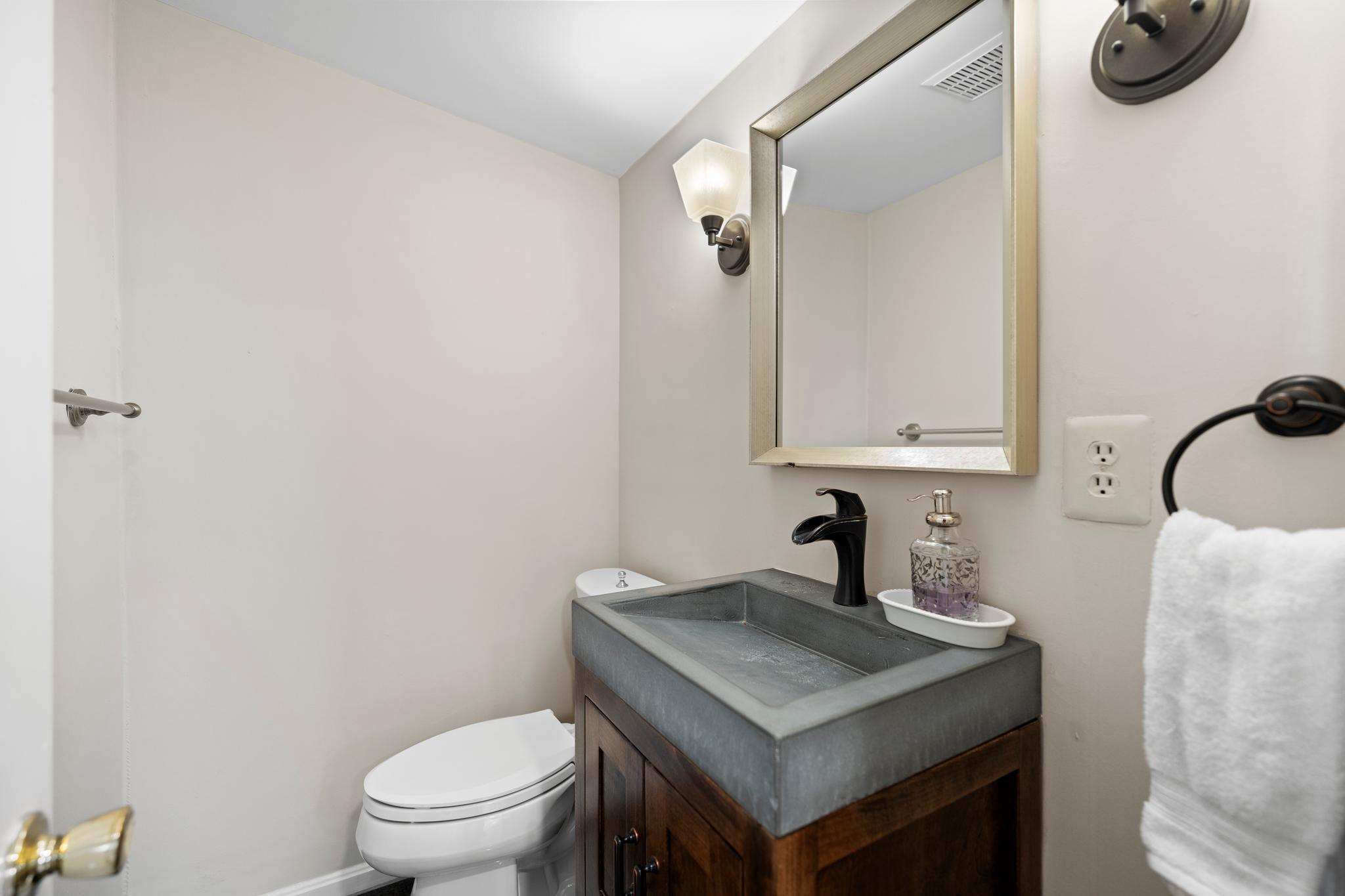  7113 Carol Lane, Falls Church, VA, 22042 - 物件實景