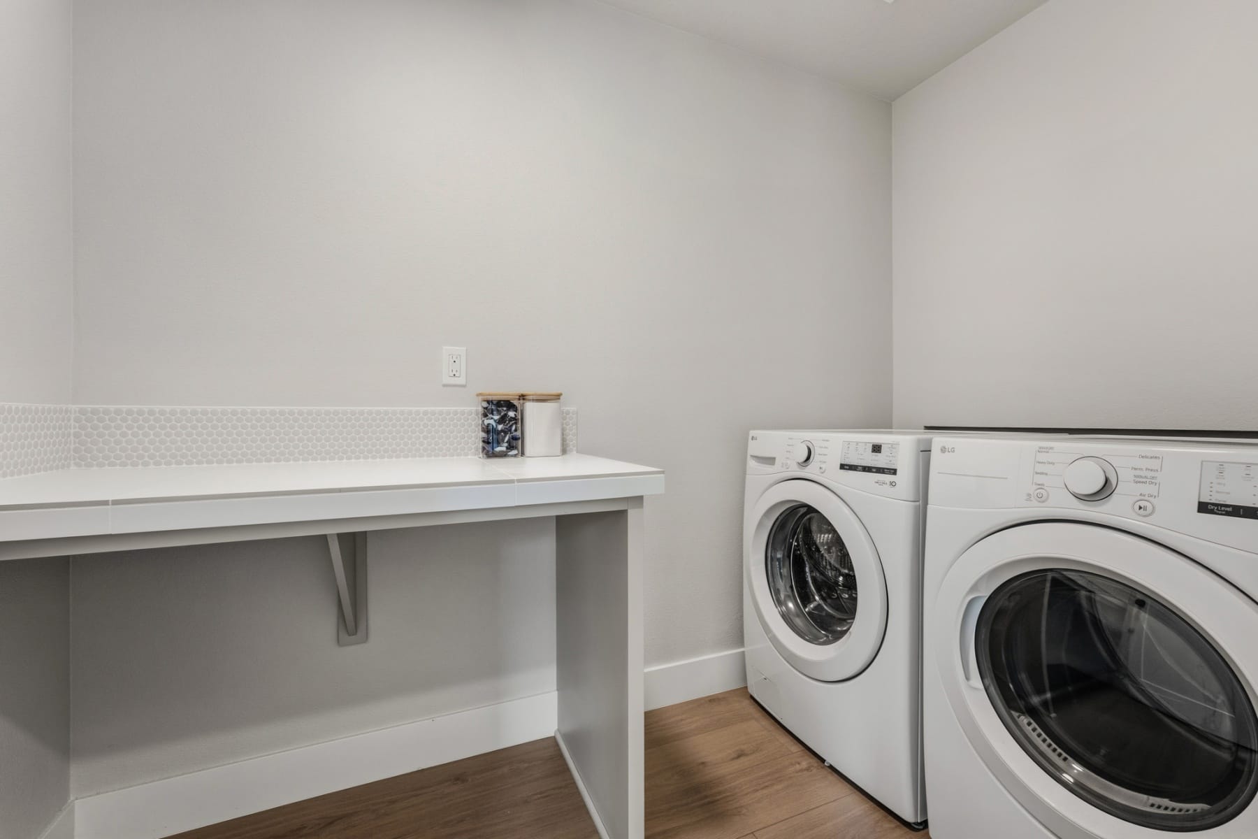  2414 SE MAYBROOK LN Milwaukie, OR 97222 - 物件實景