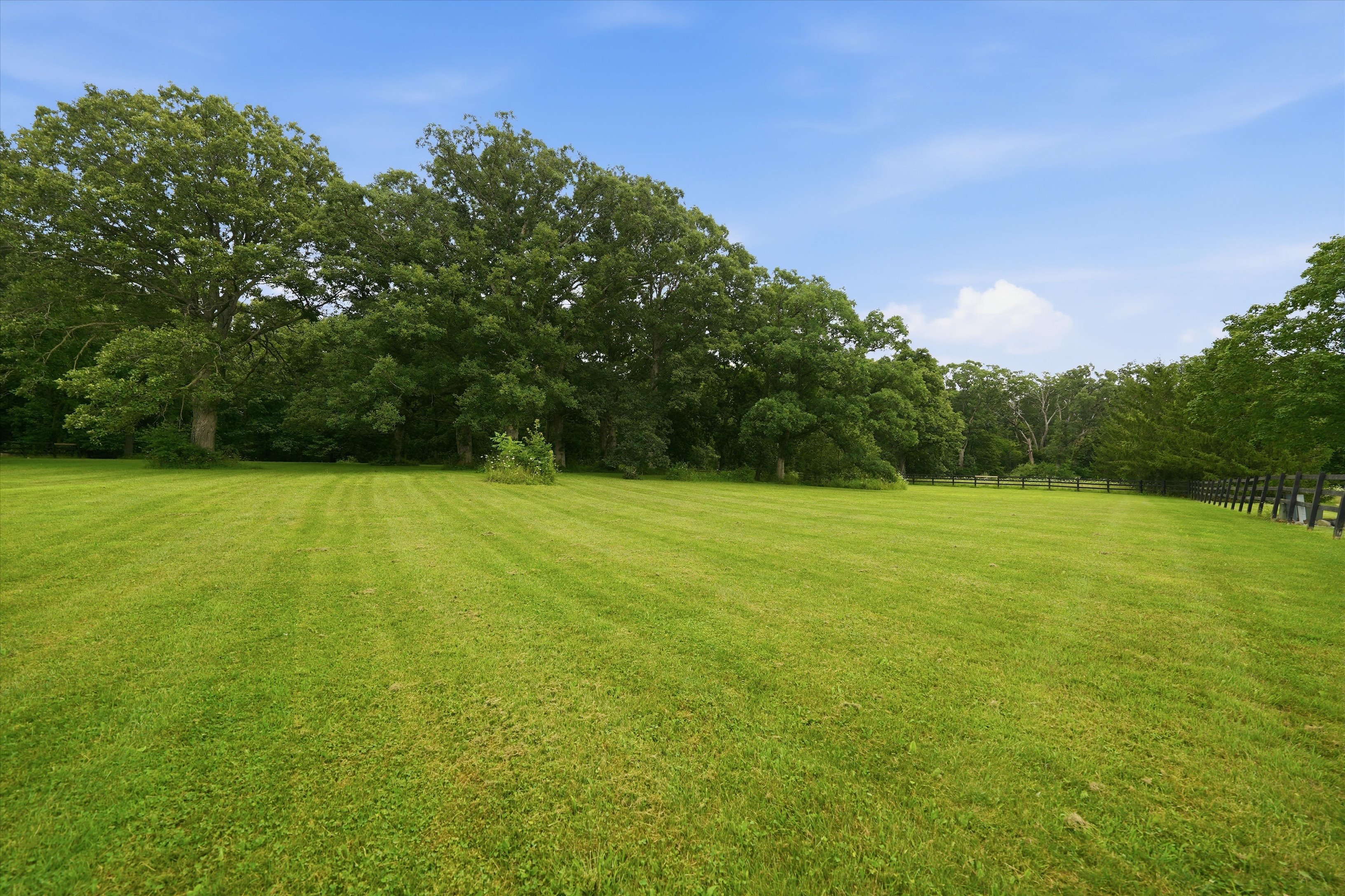  Private Country Estate Situated on Over Nine Acres of Beautiful Open Grounds - 物件實景
