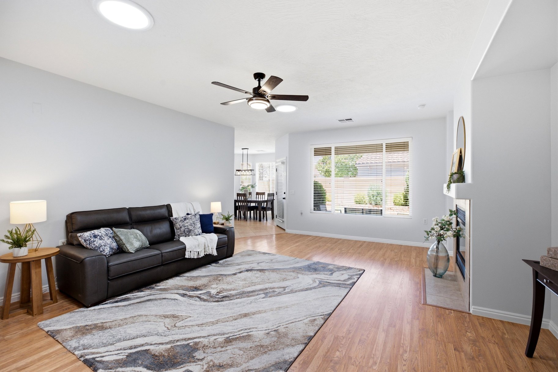  Beautiful Stunning Home in the Adult Active Community of Sunriver Golf Course - 物件實景