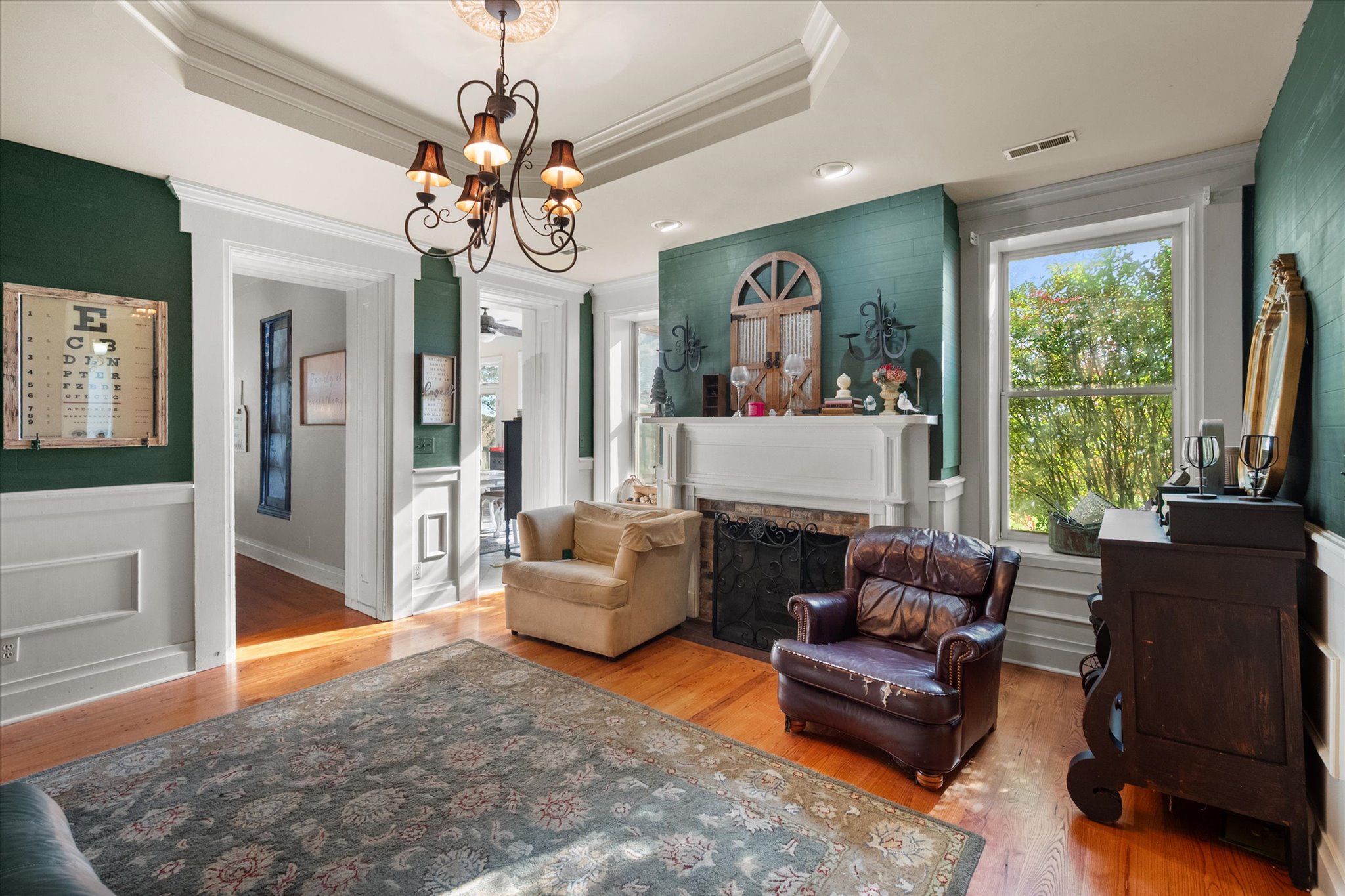 Shelbyville, Kentucky, 40065, United States, 4 Bedrooms Bedrooms, ,3 BathroomsBathrooms,Residential,For Sale,1986481