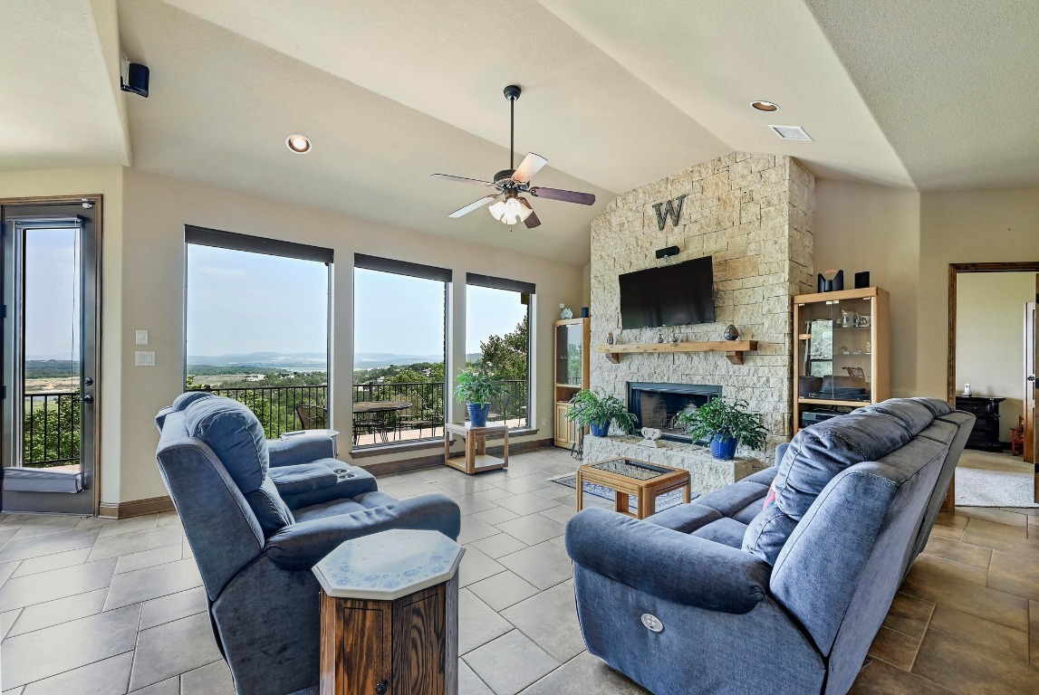 Lago Vista, Texas, 78645, United States, 3 Bedrooms Bedrooms, ,4 BathroomsBathrooms,Residential,For Sale,1828284