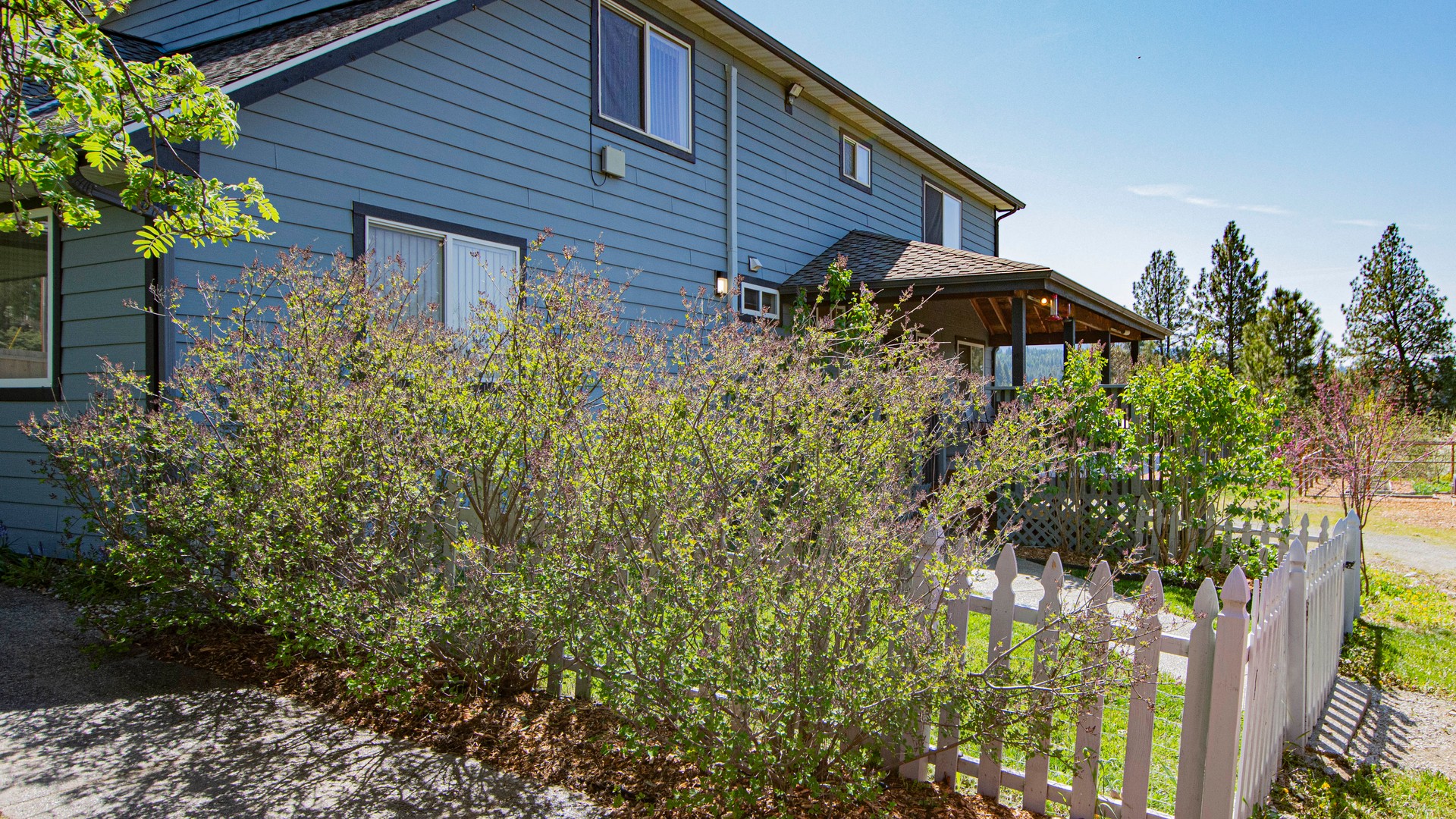 Bonners Ferry, Idaho, 83805, United States, 4 Bedrooms Bedrooms, ,4 BathroomsBathrooms,Residential,For Sale,1920426