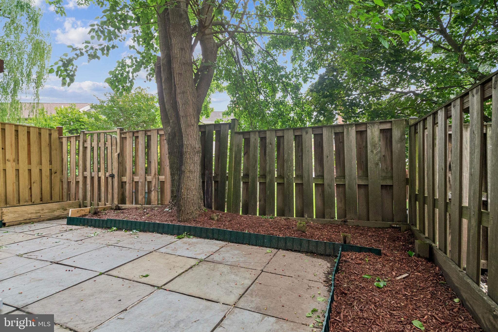 Gaithersburg, Maryland, 20878, United States, 3 Bedrooms Bedrooms, ,3 BathroomsBathrooms,Residential,For Sale,1889859