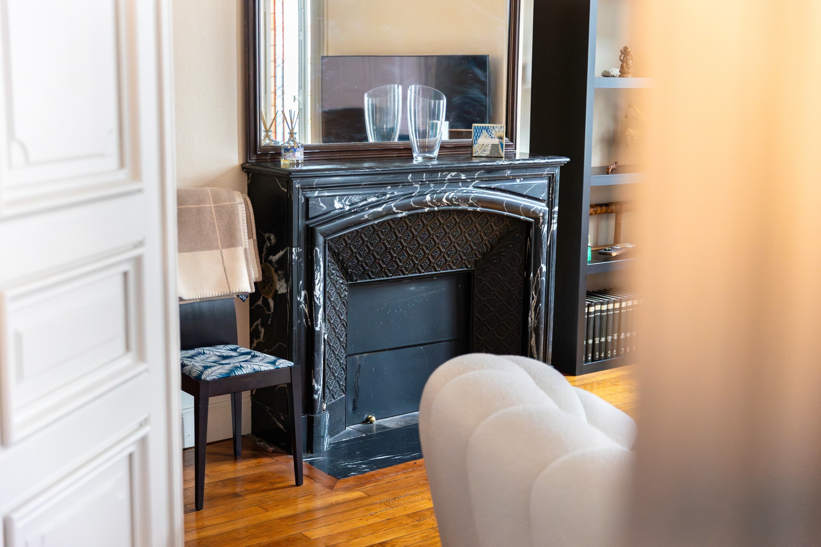  BORDEAUX HISTORIC CENTRE – EXCEPTIONAL APARTMENT – 126 M² - LIFT – 2 BEDROOMS - 物件實景