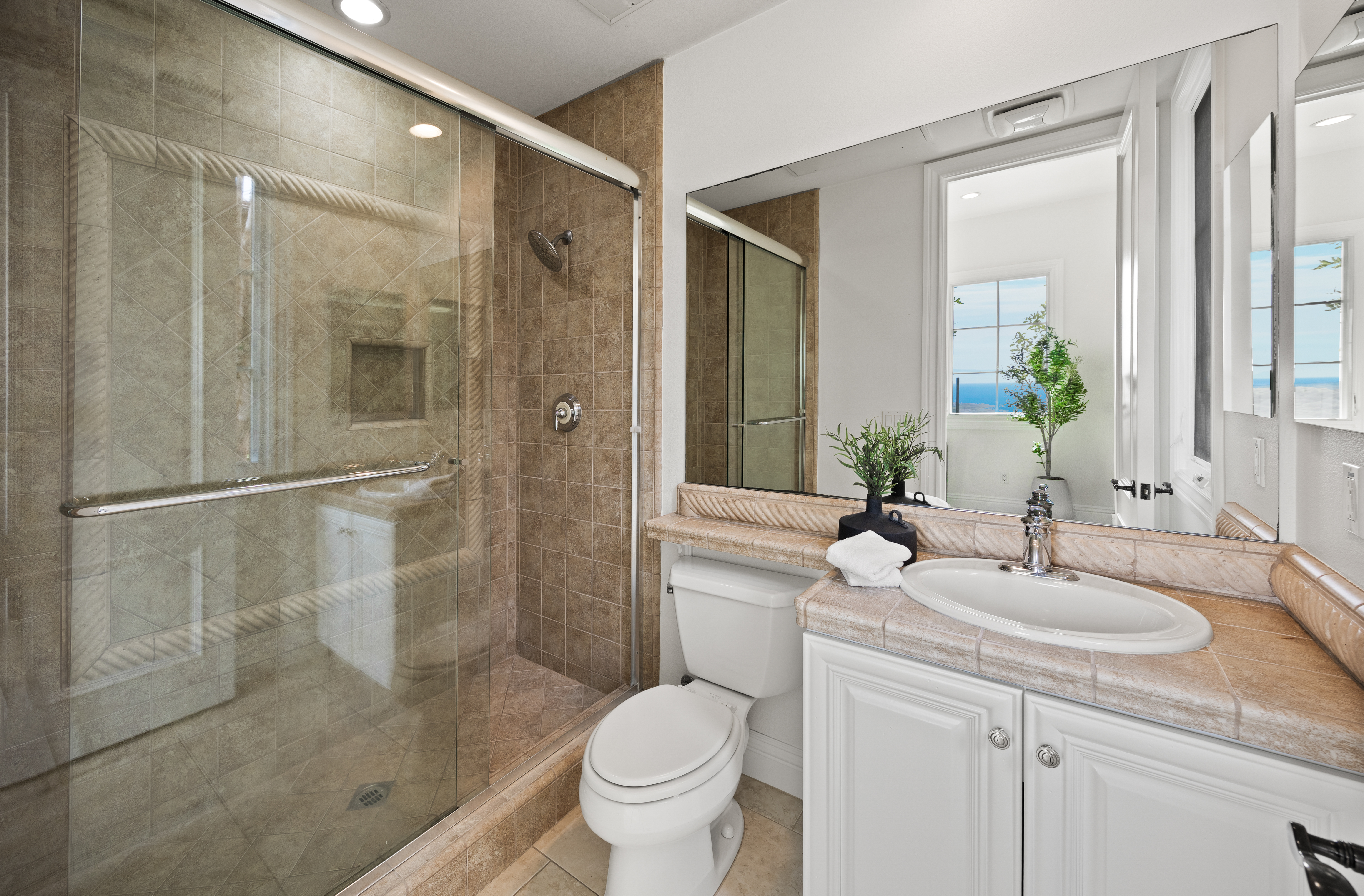  8 Starcatcher, Newport Beach, CA 92657 - 物件實景