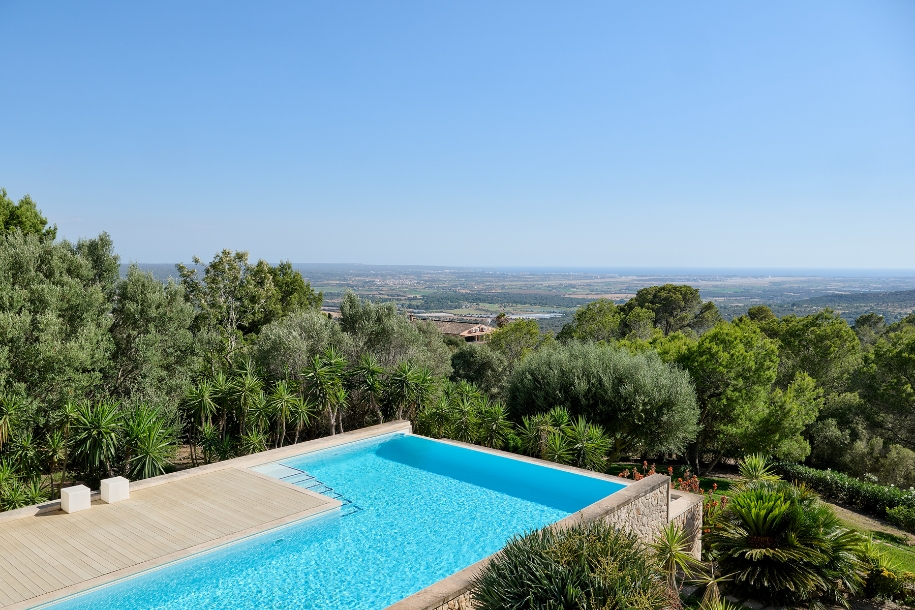  Design villa with panoramic views in Puntiró - 物件實景