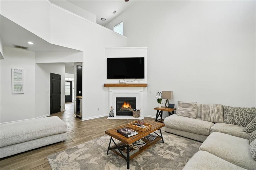 Cumming, Georgia, 30040, United States, 3 Bedrooms Bedrooms, ,3 BathroomsBathrooms,Residential,For Sale,1949394