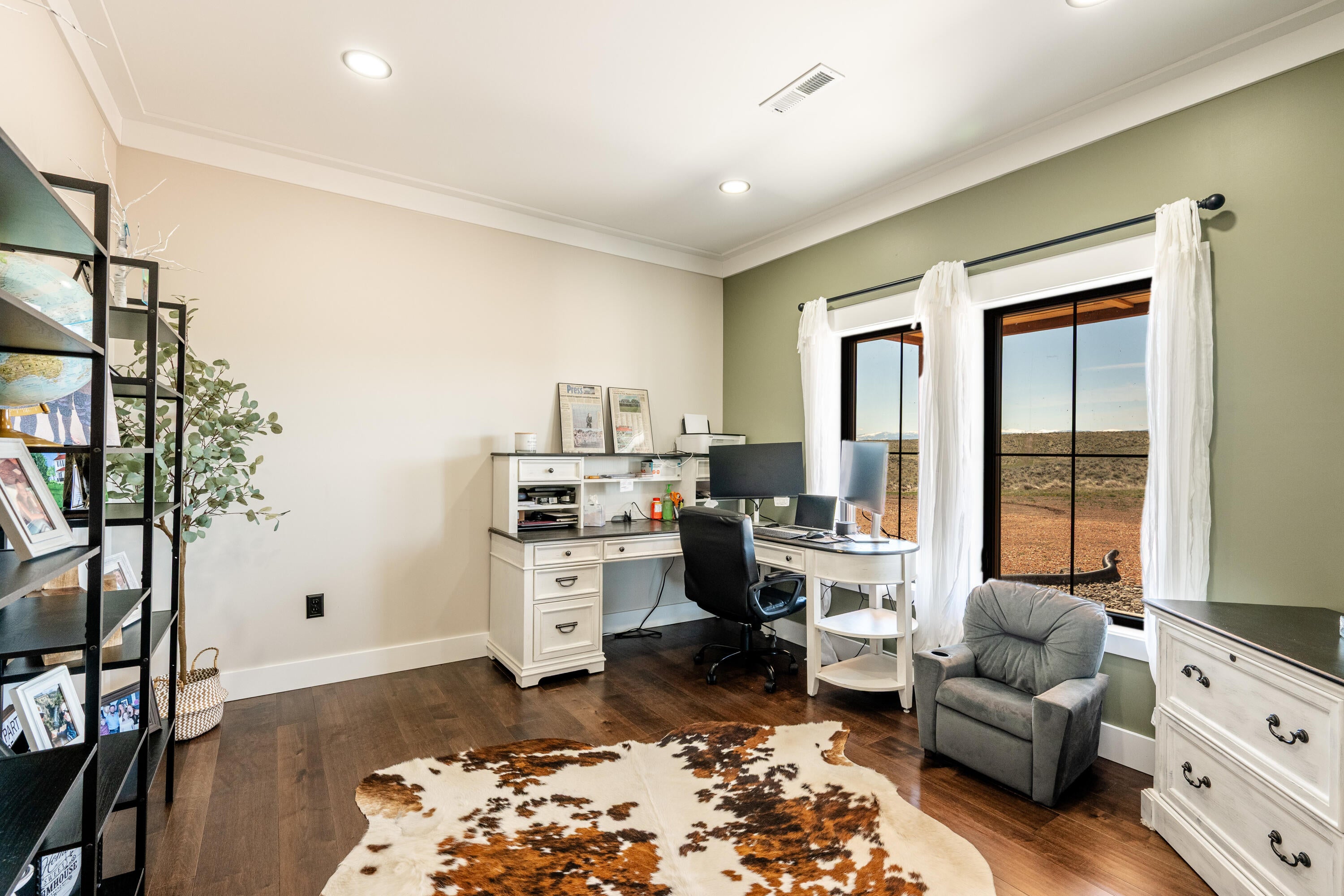 Ranchester, Wyoming, 82839, United States, 5 Bedrooms Bedrooms, ,4 BathroomsBathrooms,Residential,For Sale,2016525