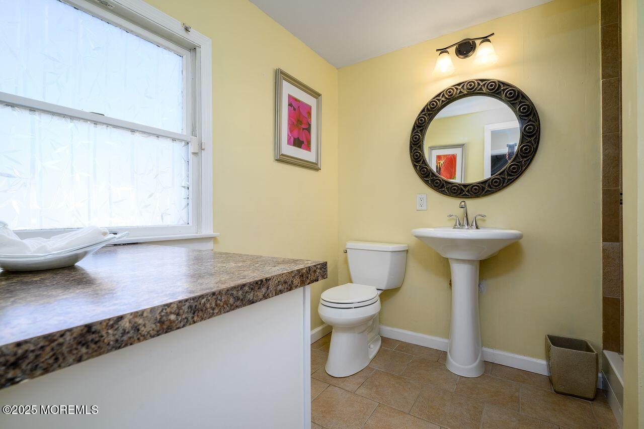 Manalapan, New Jersey, 07726, United States, 4 Bedrooms Bedrooms, ,2 BathroomsBathrooms,Residential,For Sale,1988076