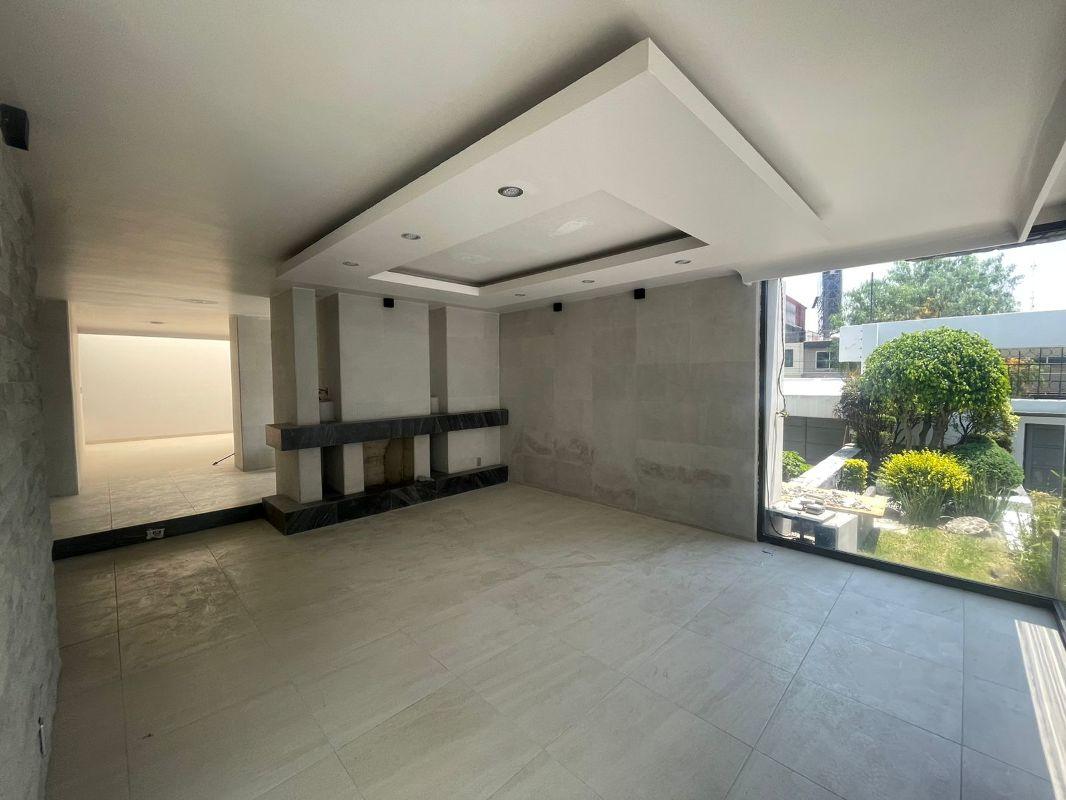 Mariano Azuela, Naucalpan de Juárez, Estado de México, 53100, Mexico, 4 Bedrooms Bedrooms, ,4 BathroomsBathrooms,Residential,For Sale,Mariano Azuela,1626519