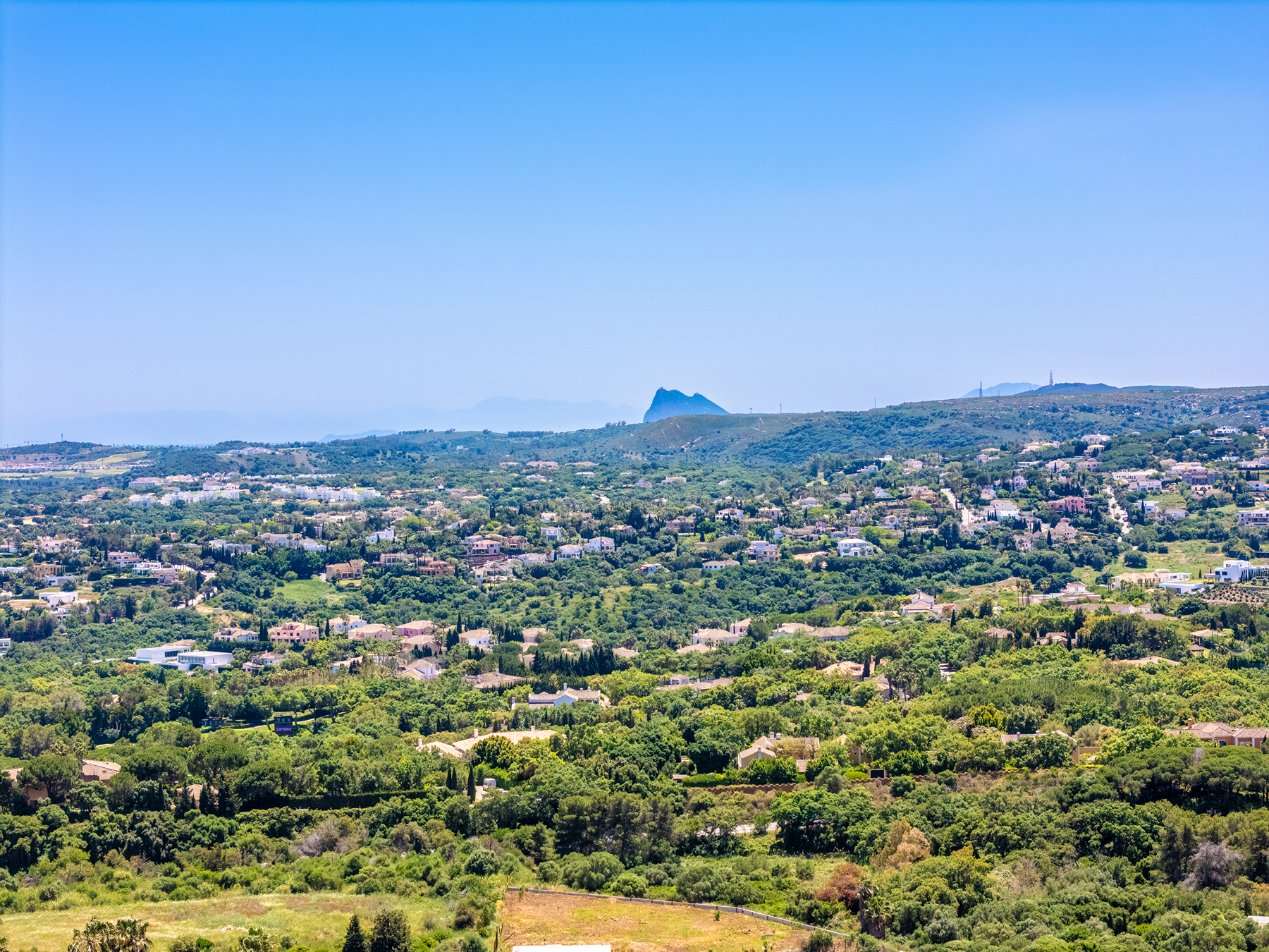  Elevated plot with open sea views in La Reserva de Sotogrande - 物件實景