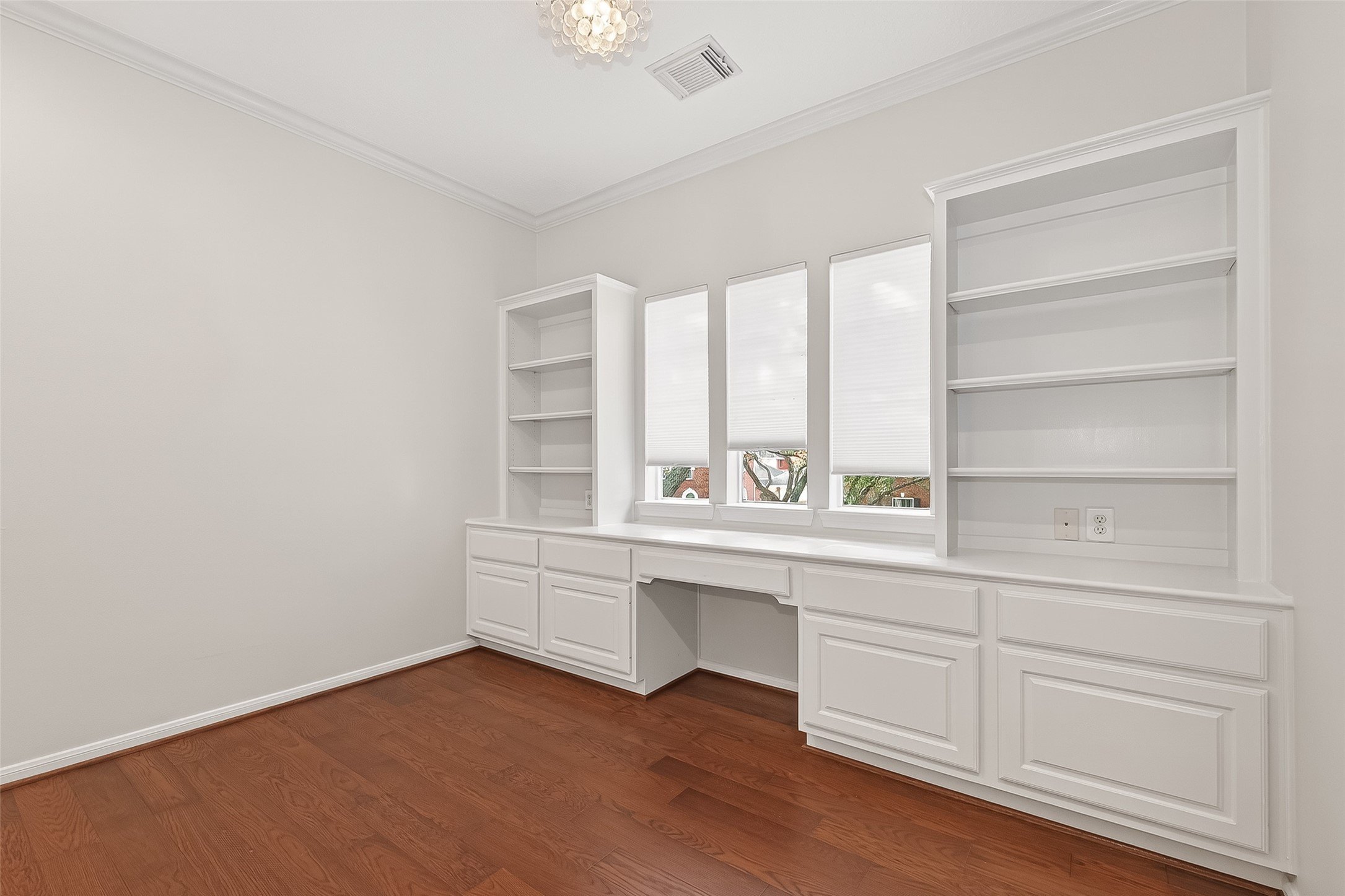 Sugar Land, Texas, 77479, United States, 4 Bedrooms Bedrooms, ,4 BathroomsBathrooms,Residential,For Sale,2006249