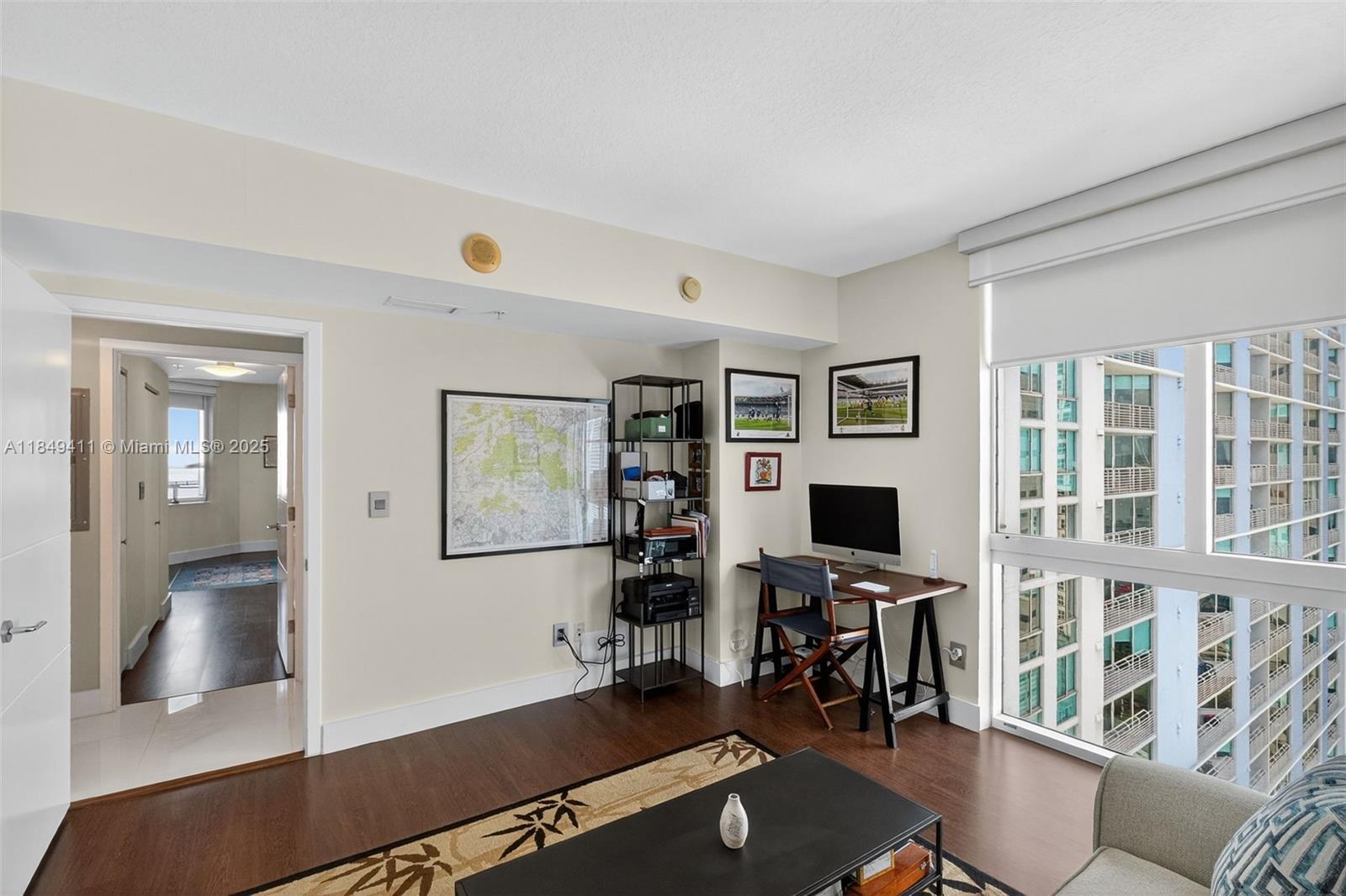 Miami, Florida, 33131, United States, 2 Bedrooms Bedrooms, ,2 BathroomsBathrooms,Residential,For Sale,1906062